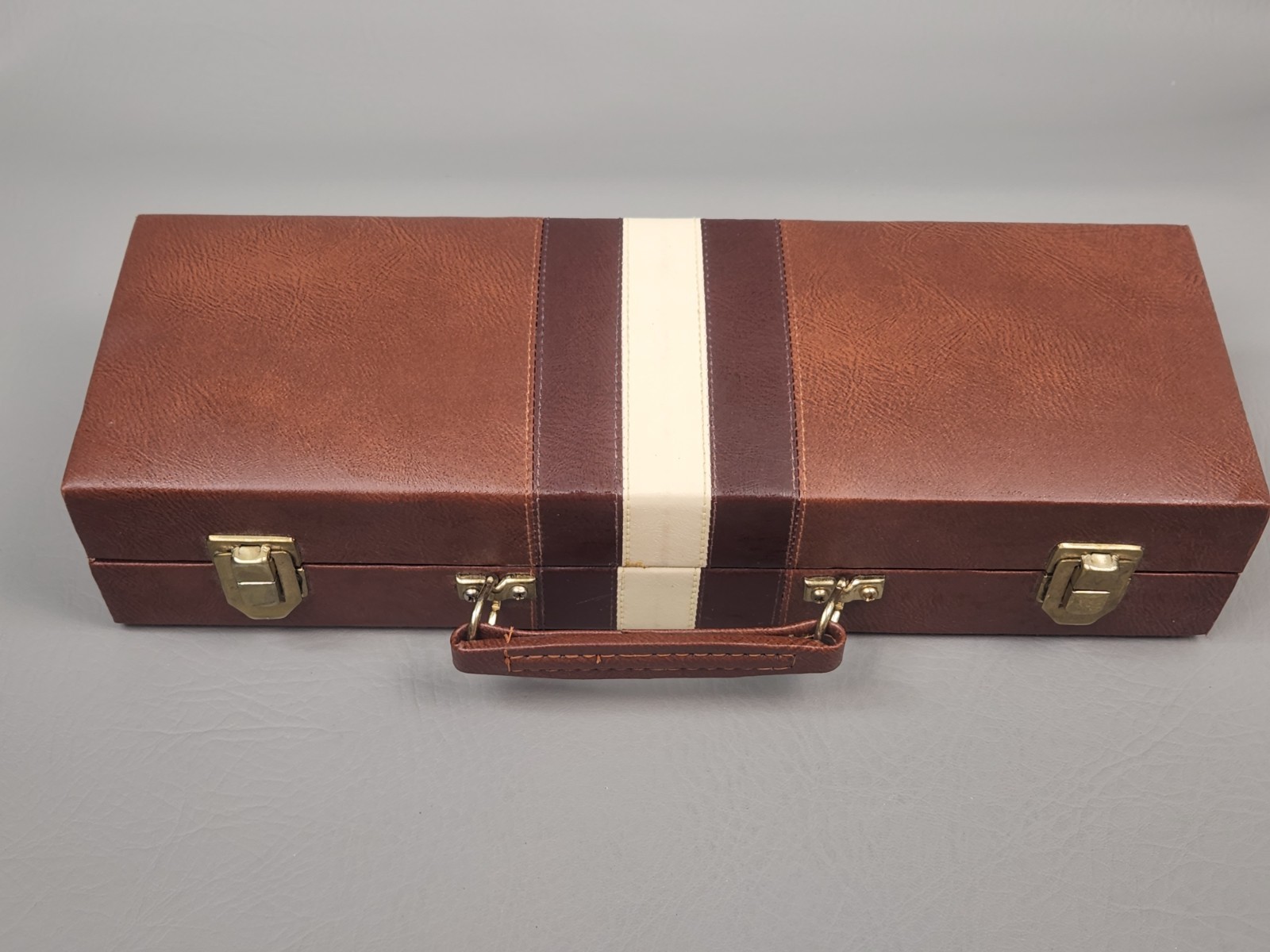 Rummy-Cam Tile Game Set 1970’s Taiwan Leather Case Complete 4 Racks Excellent