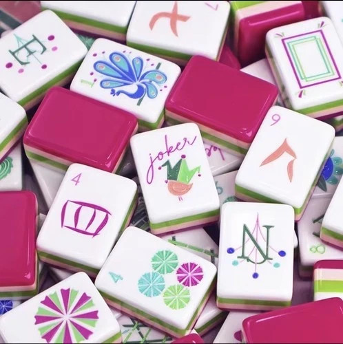 NEW! Vibrant Layered Mahjong Tiles – American Set 160 Tiles – Hot Pink Magenta