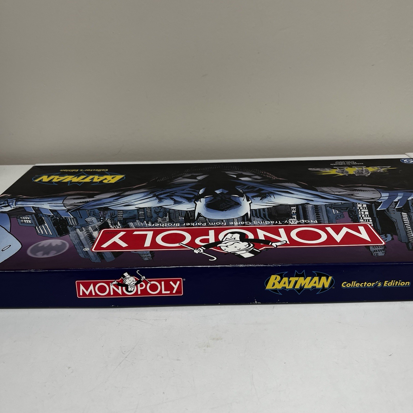 MONOPOLY Batman 2005 Board Game w/ 6 Pewter Tokens 100% Complete Great Condition