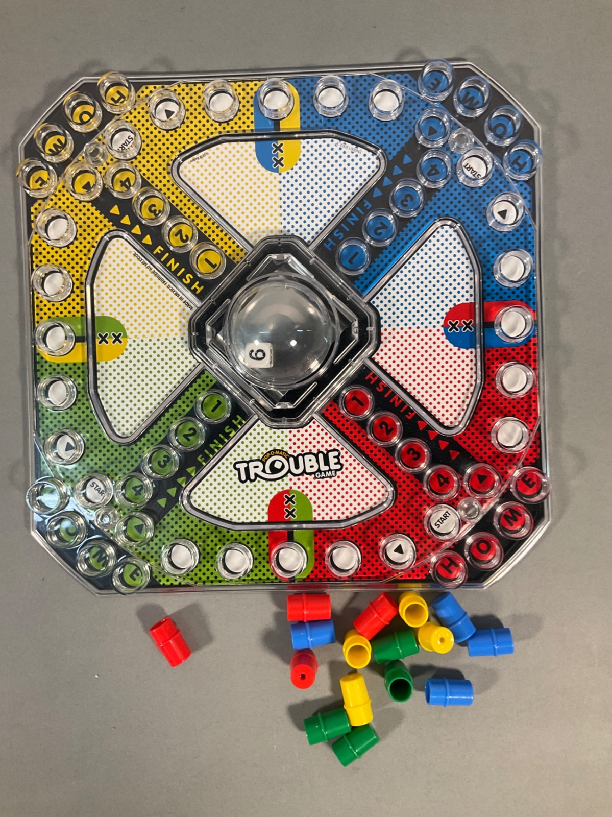 Hasbro Gaming Trouble Board Game for Kids Ages 5 and Up 2-4 Players (Packaging m
