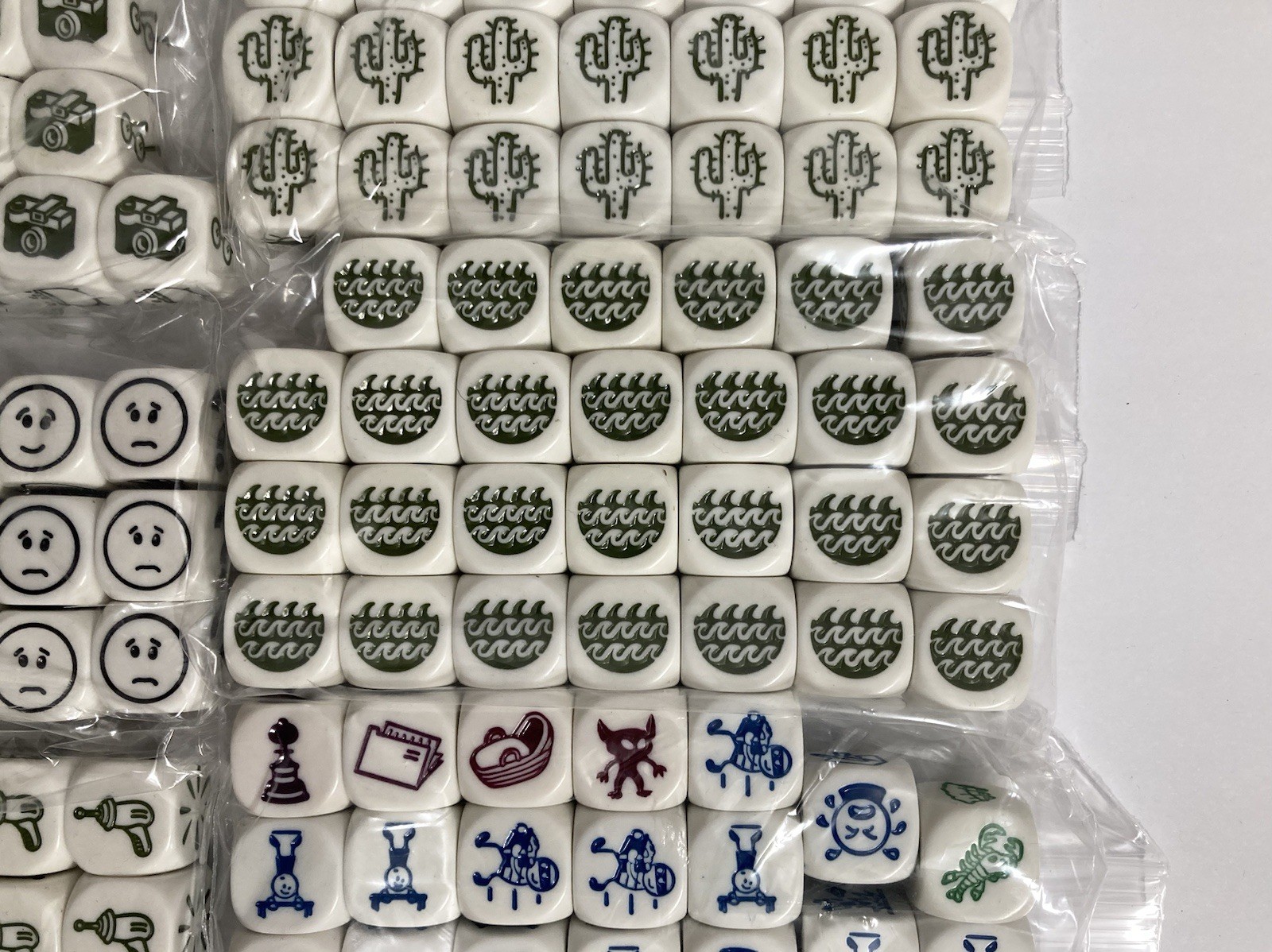 Rory’s Story Cubes Storytelling Dice Game Lot of 405