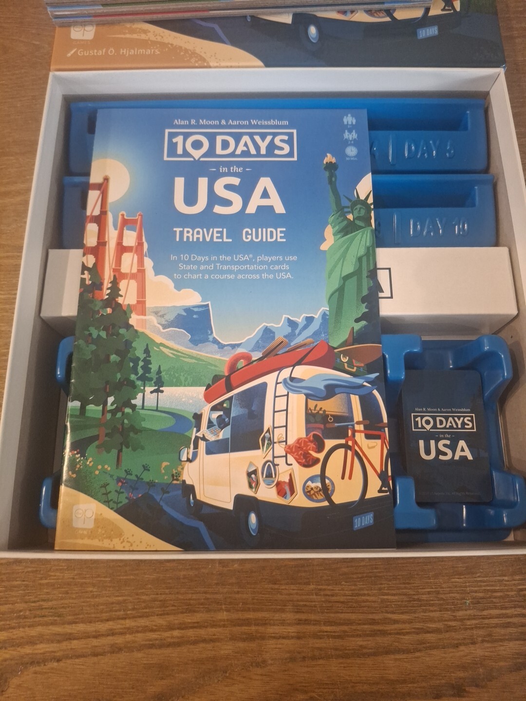 10 Days in The USA | Family Road Trip Board Game for All Ages | Alan Moon Game