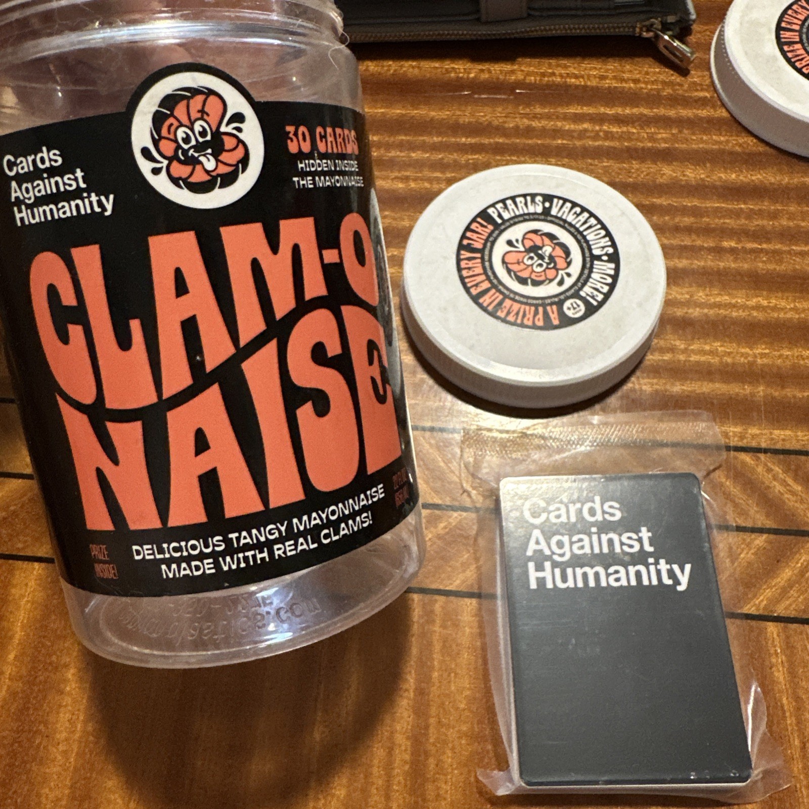 New Cards Against Humanity: CLAM-O-NAISE – 30 Card Expansion – In Hand – Sealed