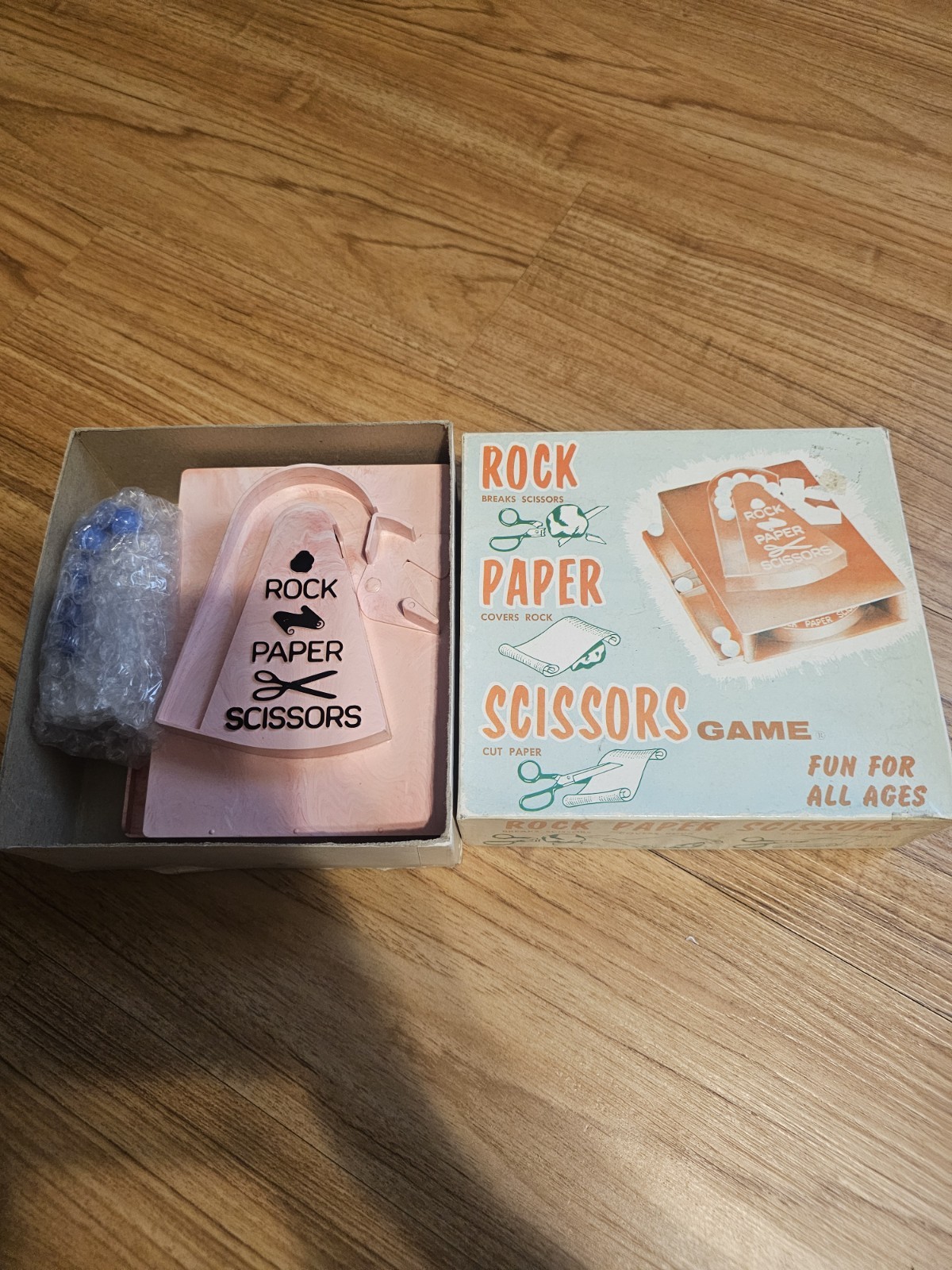 Vintage Rock Paper Scissors Game Schaper Creation 100% Complete