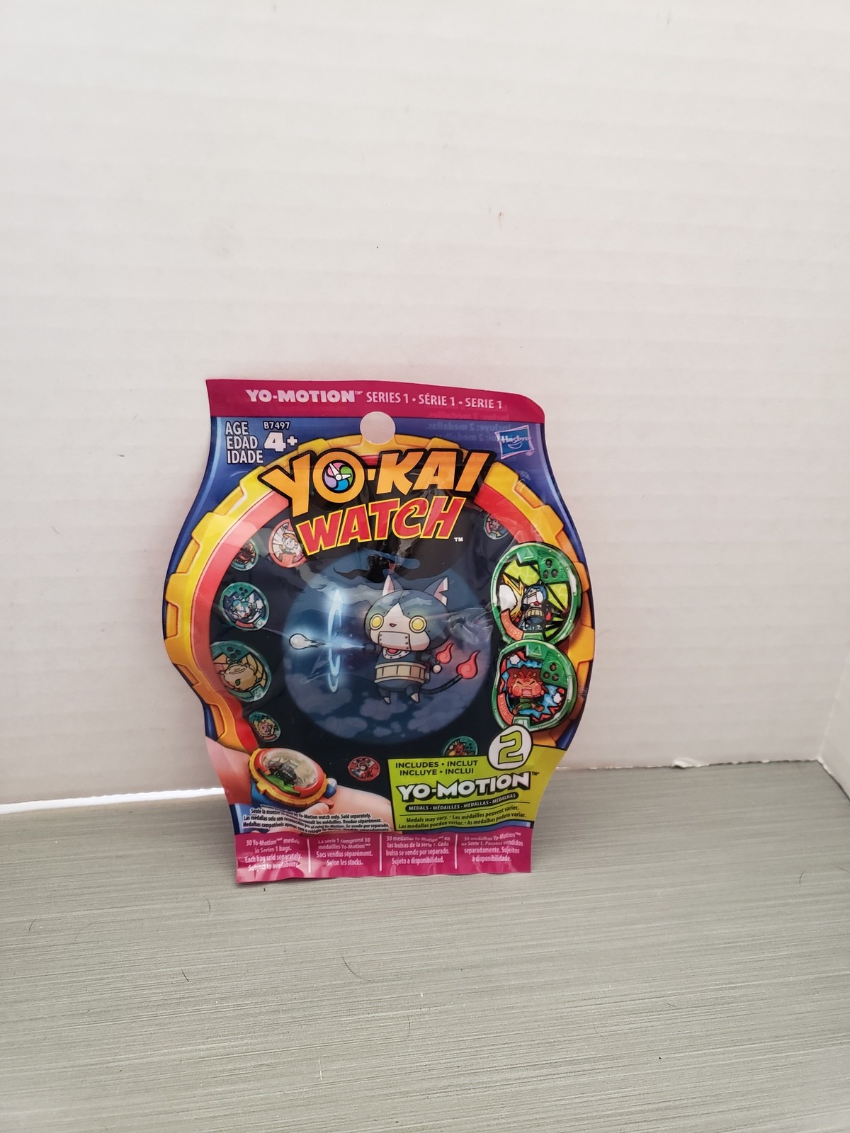 Yo-Kai Watch Yo-Motion Series 1 YoKai 1 Blind Pack 2 Medals Hasbro New Sealed