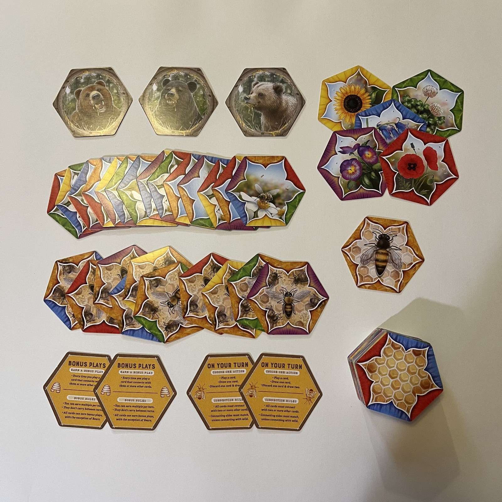 Grandpa Beck’s The Bears and The Bees Family Card Game Complete Hive Building 7+