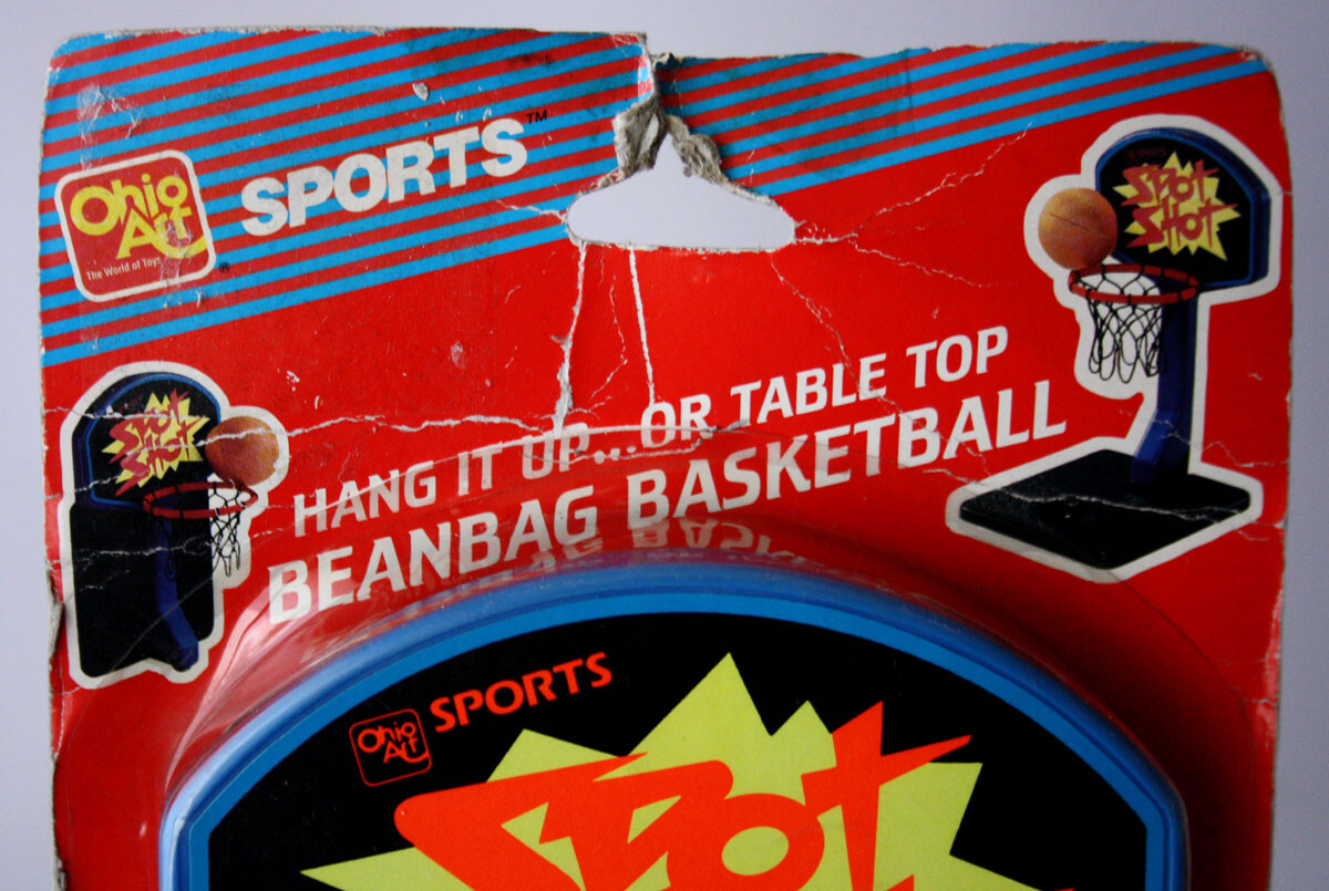 VINTAGE 90’S SPOT SHOT BEANBAG BASKETBALL TABLE TOP GAME OHIO ART SPORTS NEW!