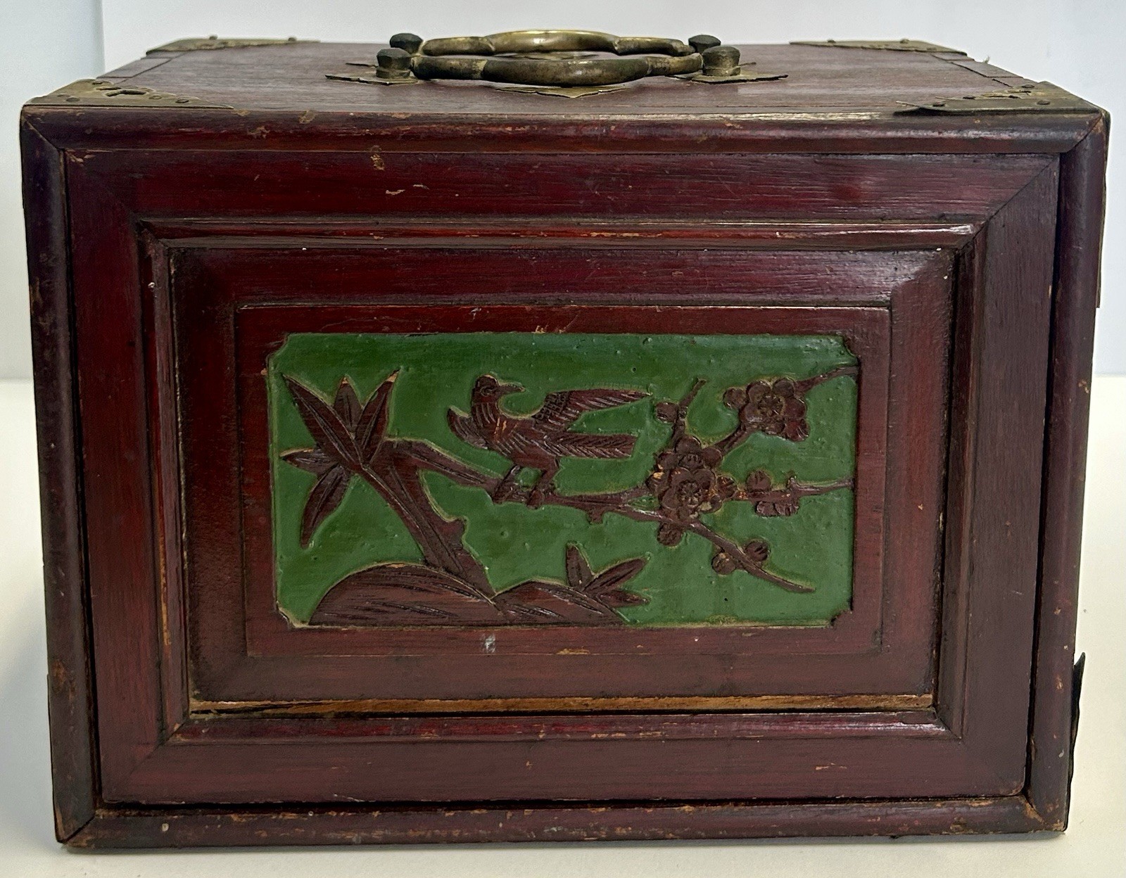 ANTIQUE Chinese Bone And Bamboo Dovetailed Box Mahjong Set 146 Tiles Complete