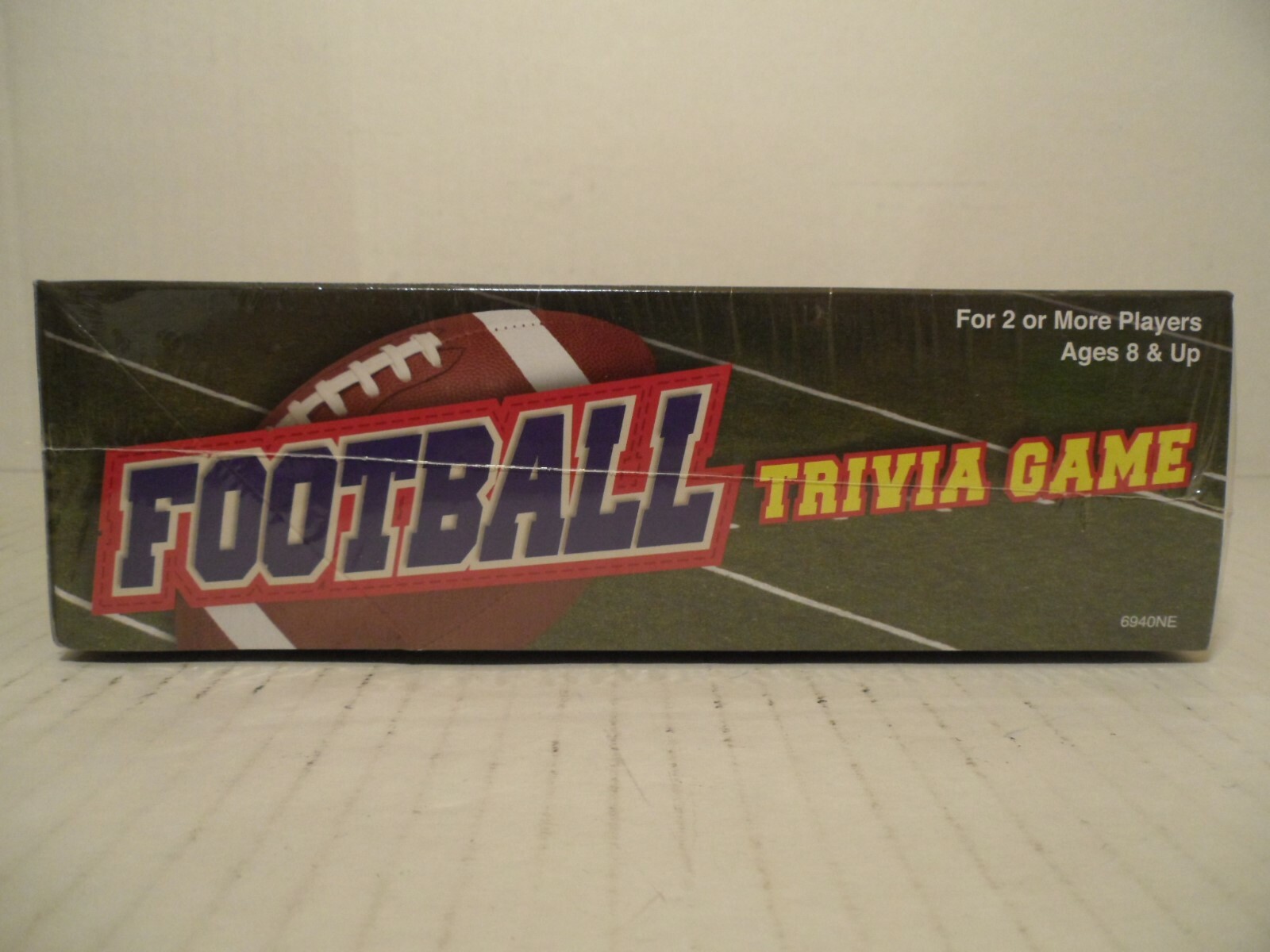 FOOTBALL TRIVIA GAME Ages 8 & Up, For 2 Or More Players NFL Sports Teams NEW!