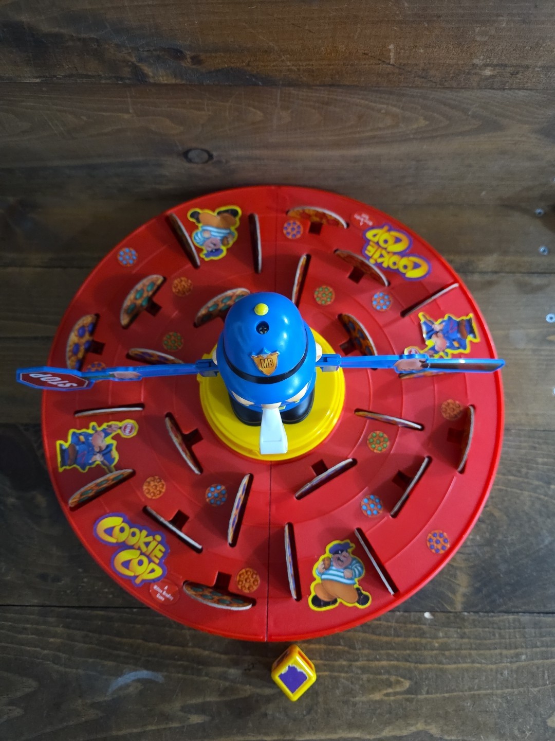 Cookie Cop Electronic Board Game Milton Bradley 1997 Cop Spins & Still Talks