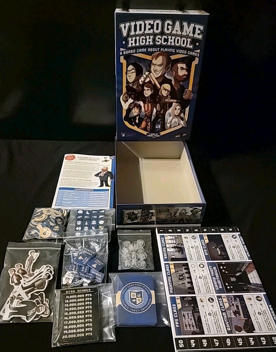 Plaid Hat Boardgame Video Game High School Box VG 2014 Complete ( Read/ See Pics