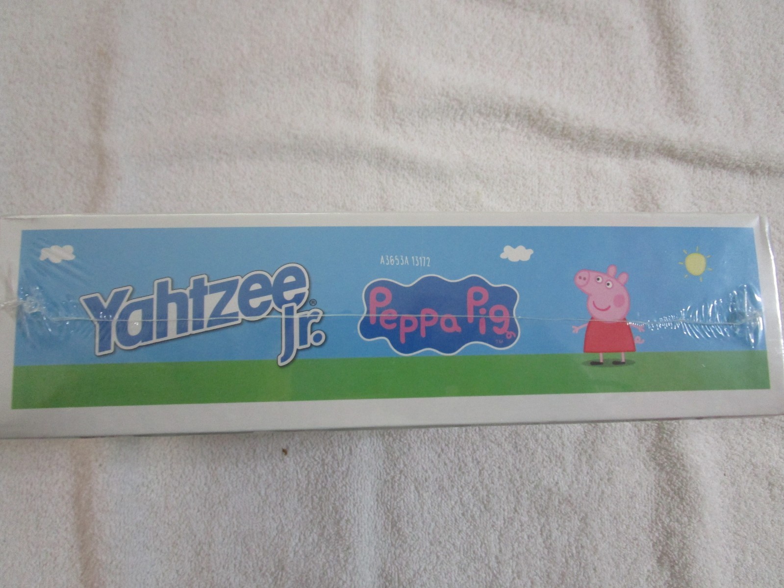 Peppa Pig Edition Yahtzee Jr. Board Game (2003, Hasbro)