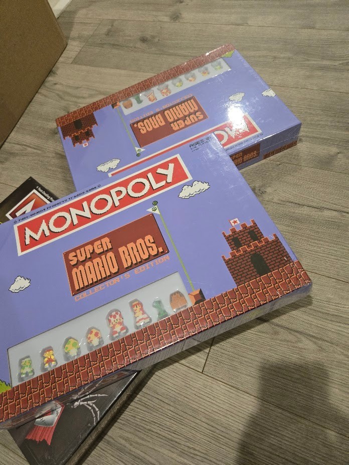 Monopoly Super Mario Bros Collector’s Edition 8-Bit Board Game New