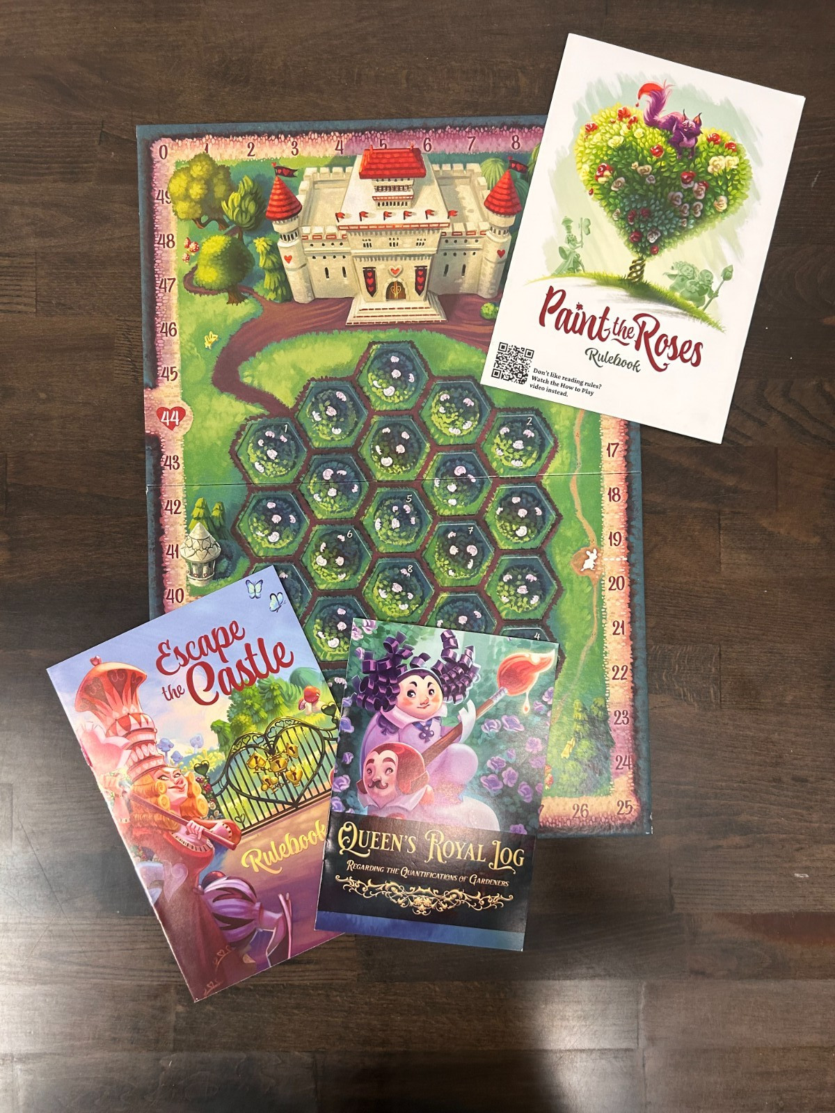 Paint the Roses Deluxe Edition Board Game + Cheshire Kitten + Caterpillar – EX!