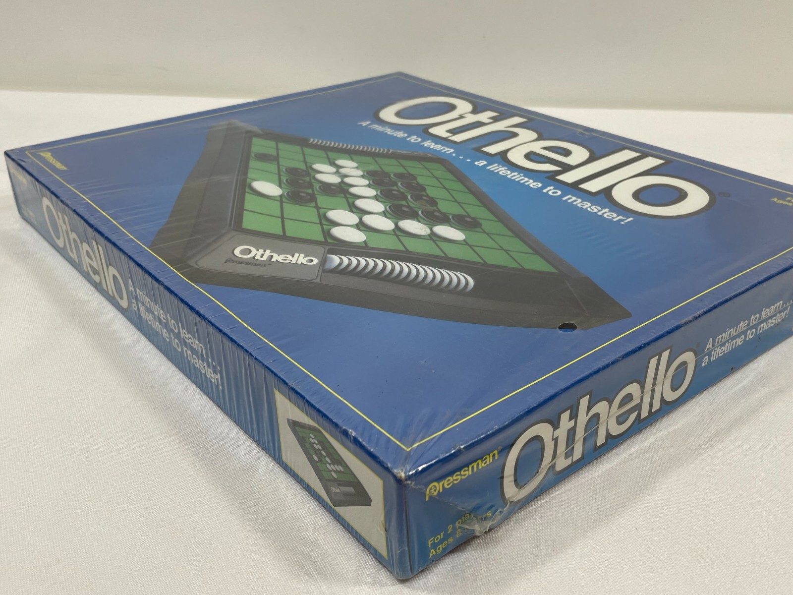 Vintage 1998 Othello Board Game by Pressman New Sealed