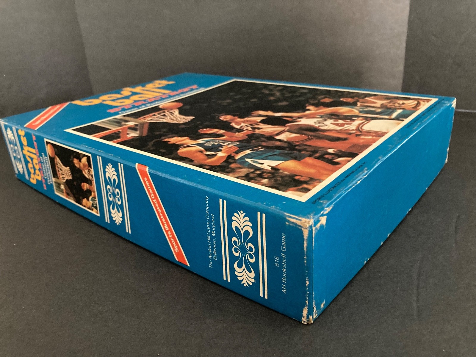 Vintage 1974 Avalon Hill Sports Illustrated Basketball Strategy Game