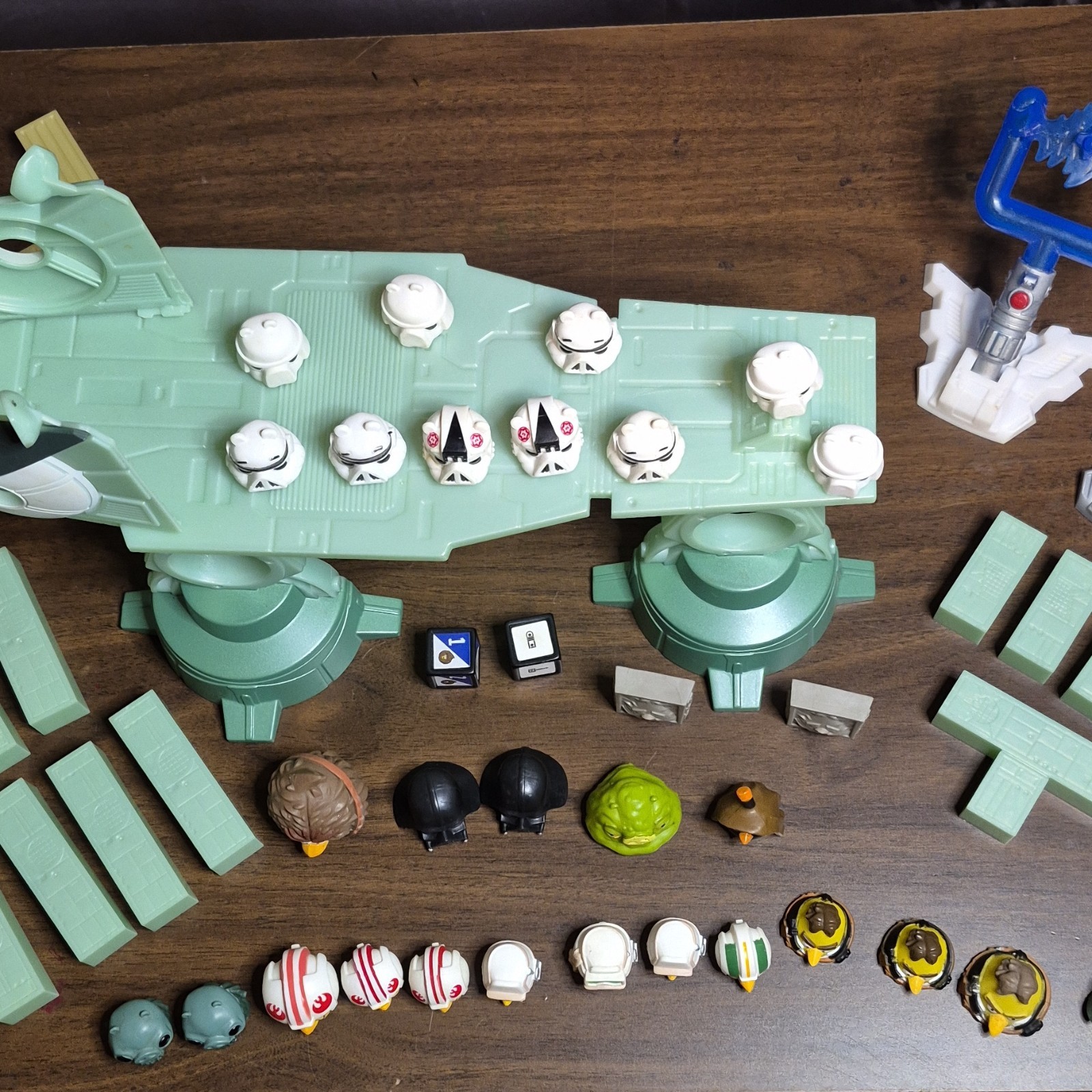 Hasbro Angry Birds Star Wars Skill & Action Game w/ Launcher Figures Structures
