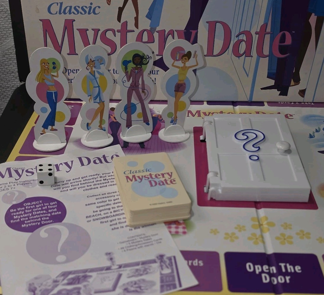 Classic Mystery Date Board Game 2005 – 100% Complete – Milton Bradley #42882