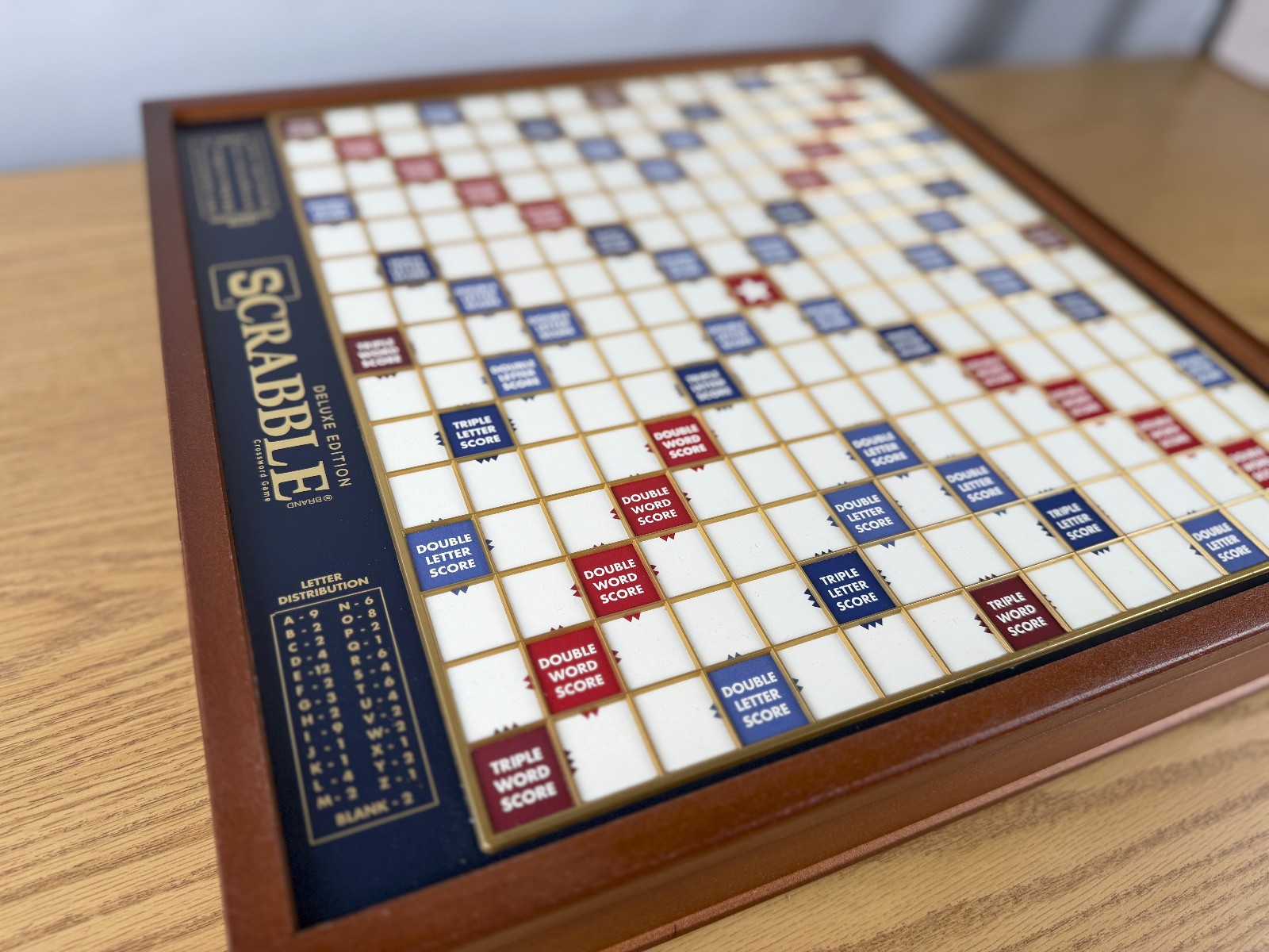 Scrabble Deluxe Classic Edition Wood Rotating Turntable Board Game Open Box