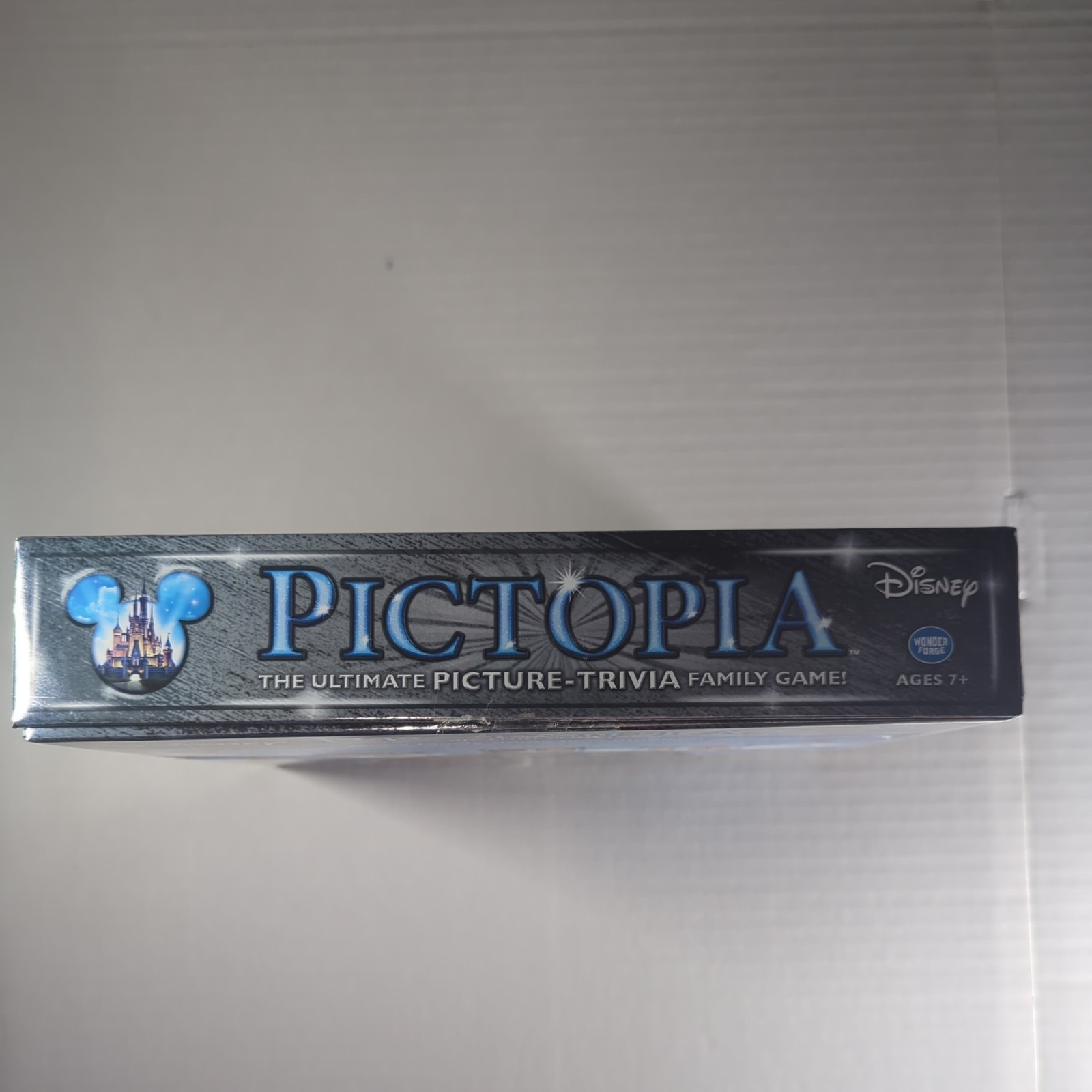 DISNEY Edition PICTOPIA Ultimate Picture-Trivia Family Game Wonder