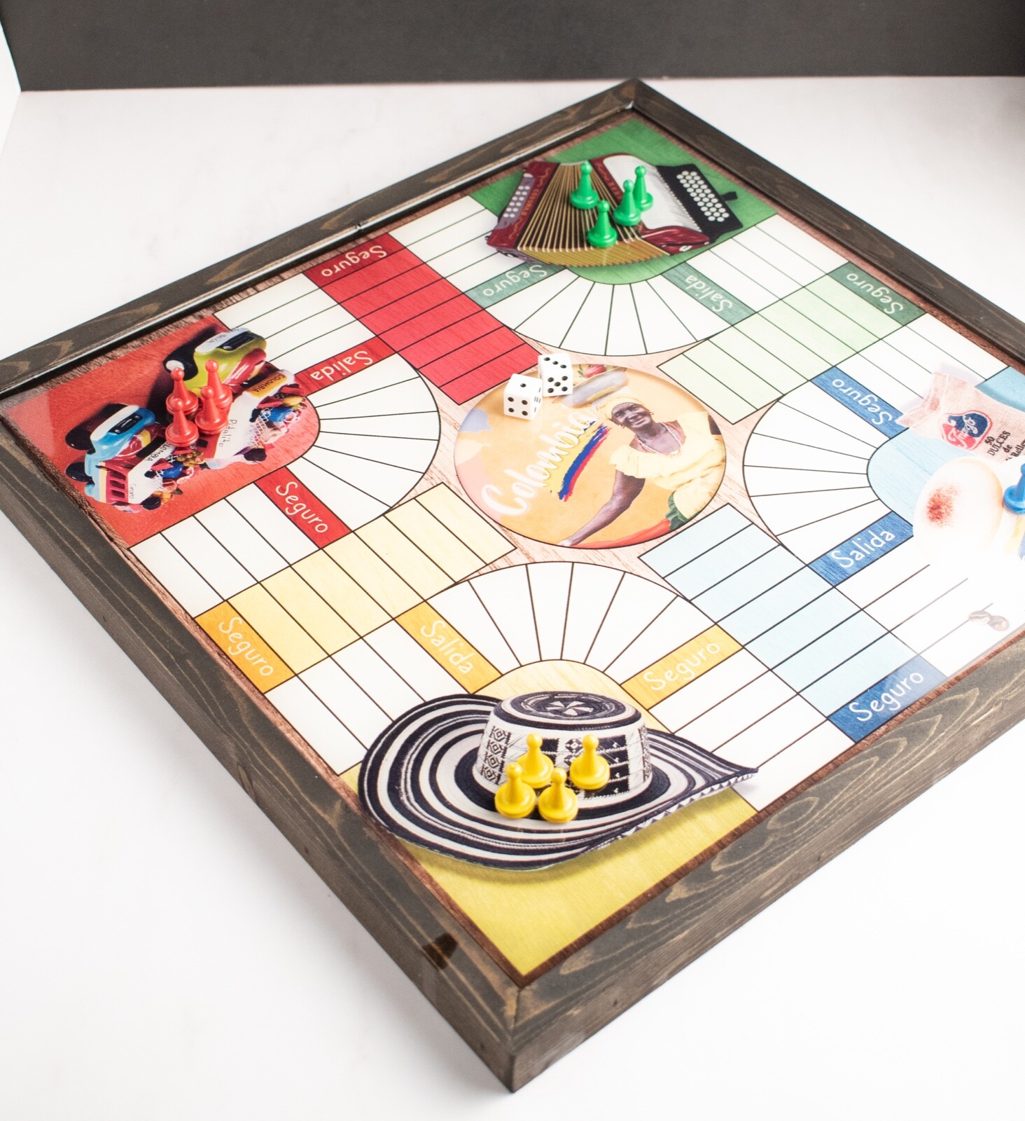 Parchis Board for 2 until 4 persons. Colombia game parqués, hand made