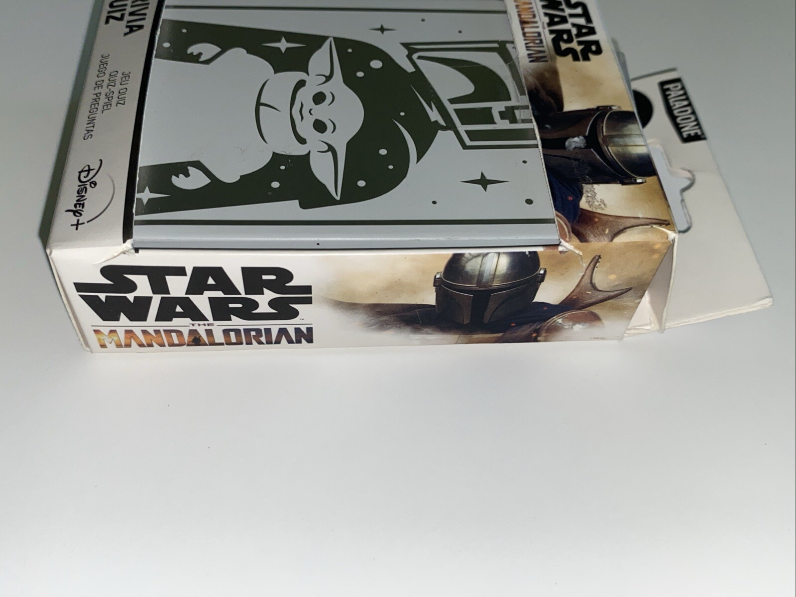 Disney Star Wars The Mandalorian 100 Question Quiz Card Game Baby Yoda Grogu