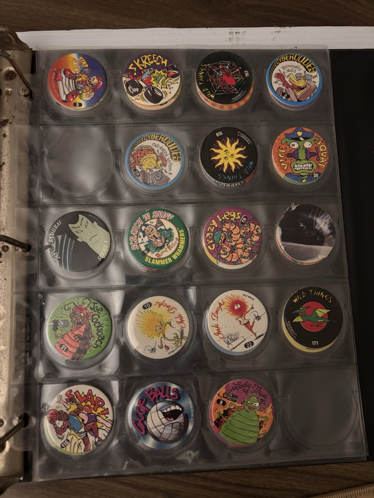 Cap Binder for Pogs 8 Pages with 135 POGs