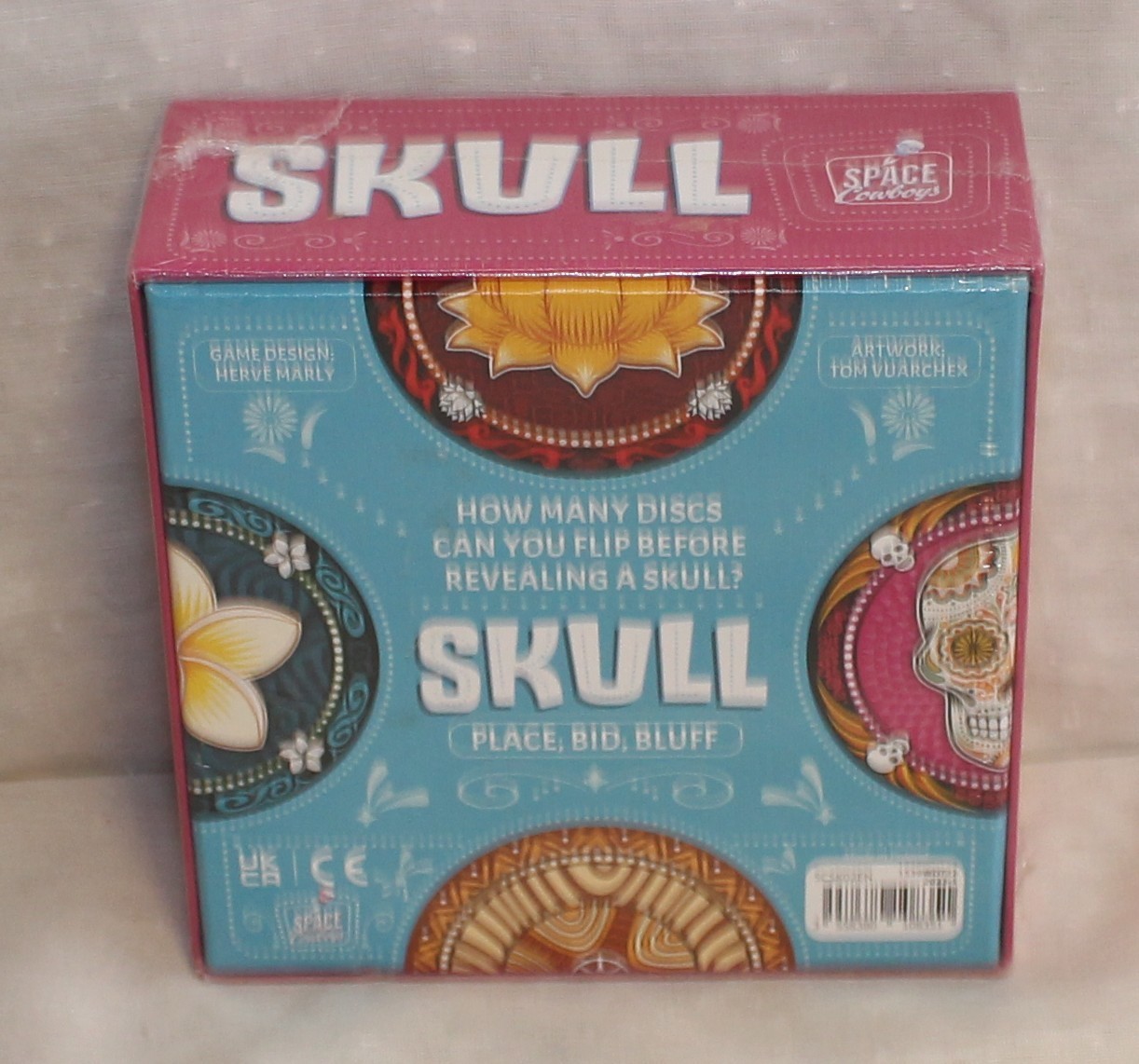 SKULL Place, Bid, Bluff Card Game SPACE Cowboys Made in Poland NEW