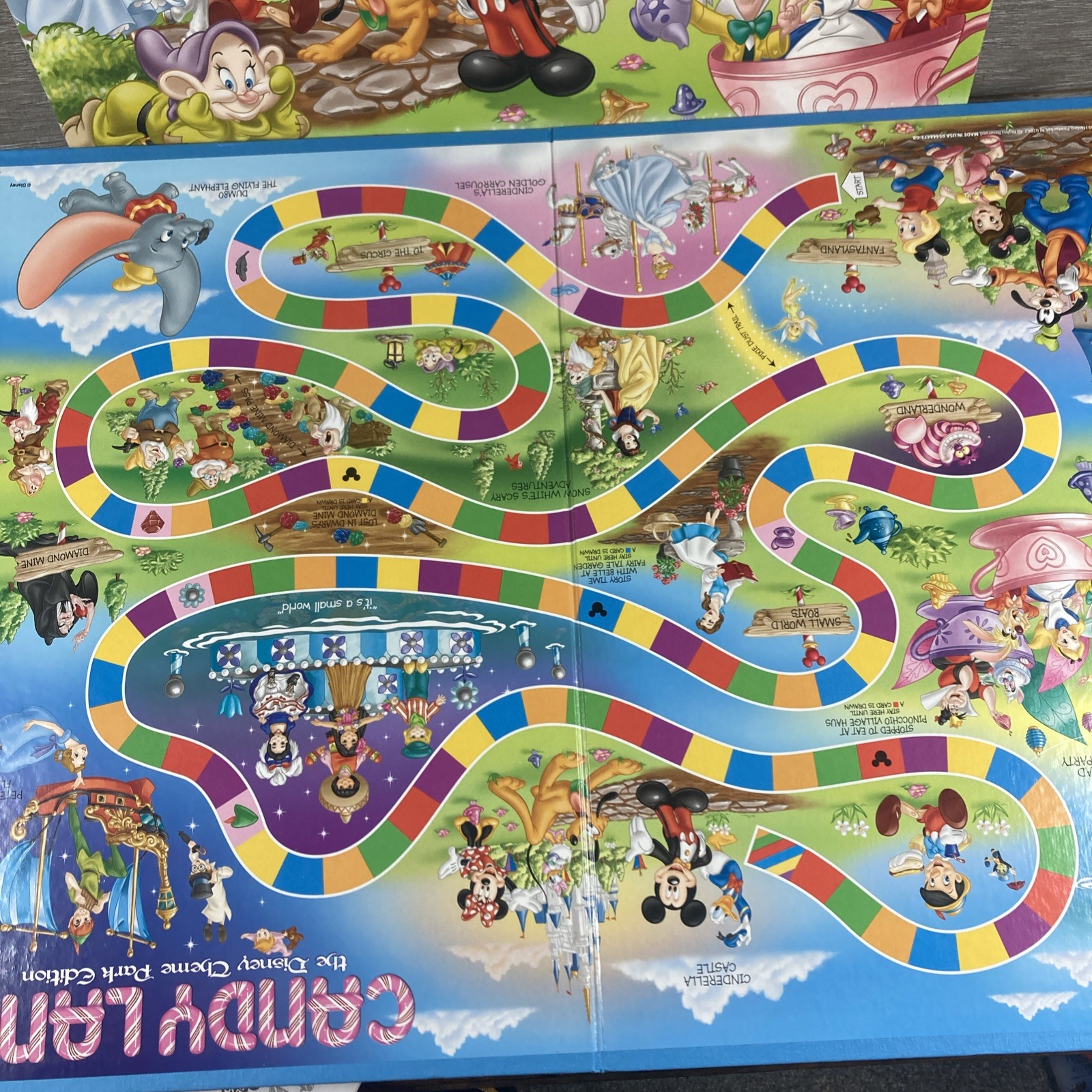 MB 2009 Hasbro Candy Land the Disney Theme Park Edition Game *used* complete