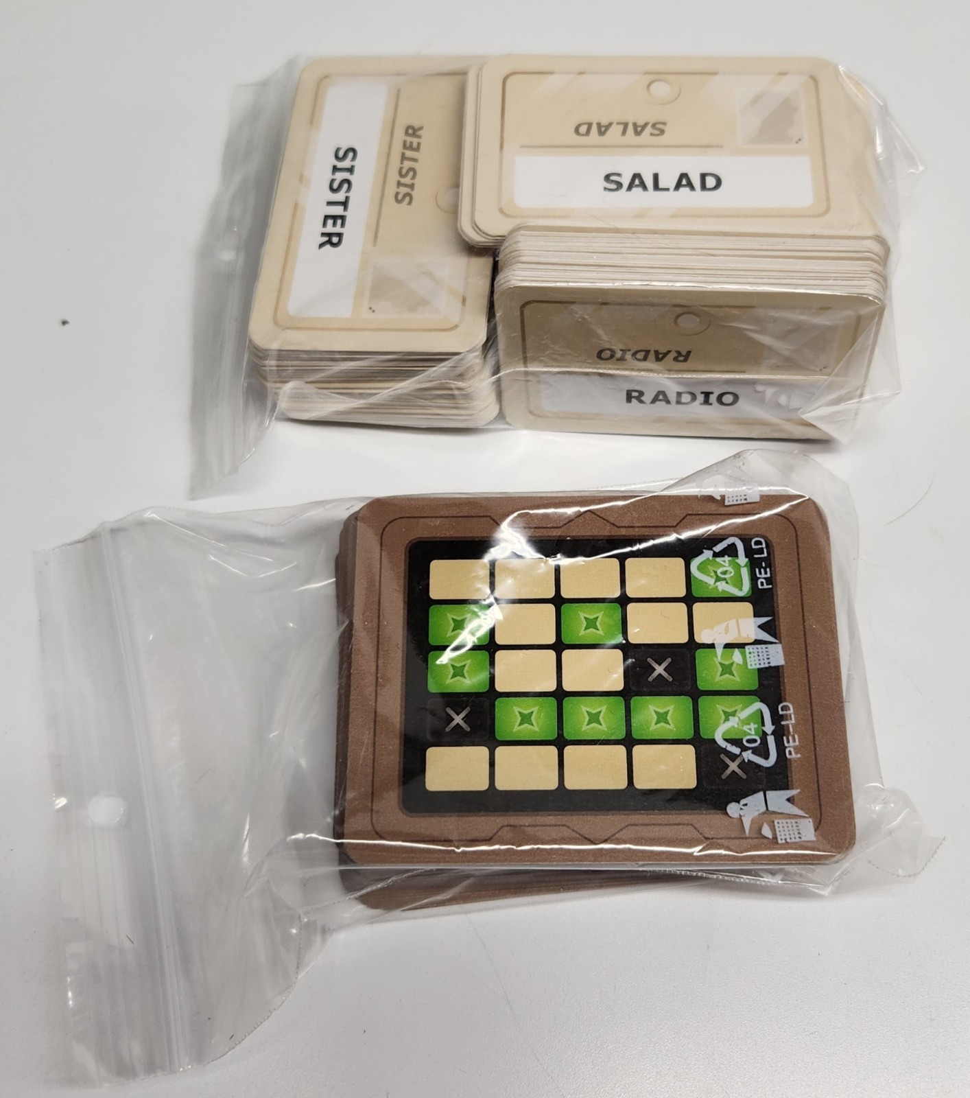 Codenames Duet – Top Secret Co-Op Game – by Czech Games Edition