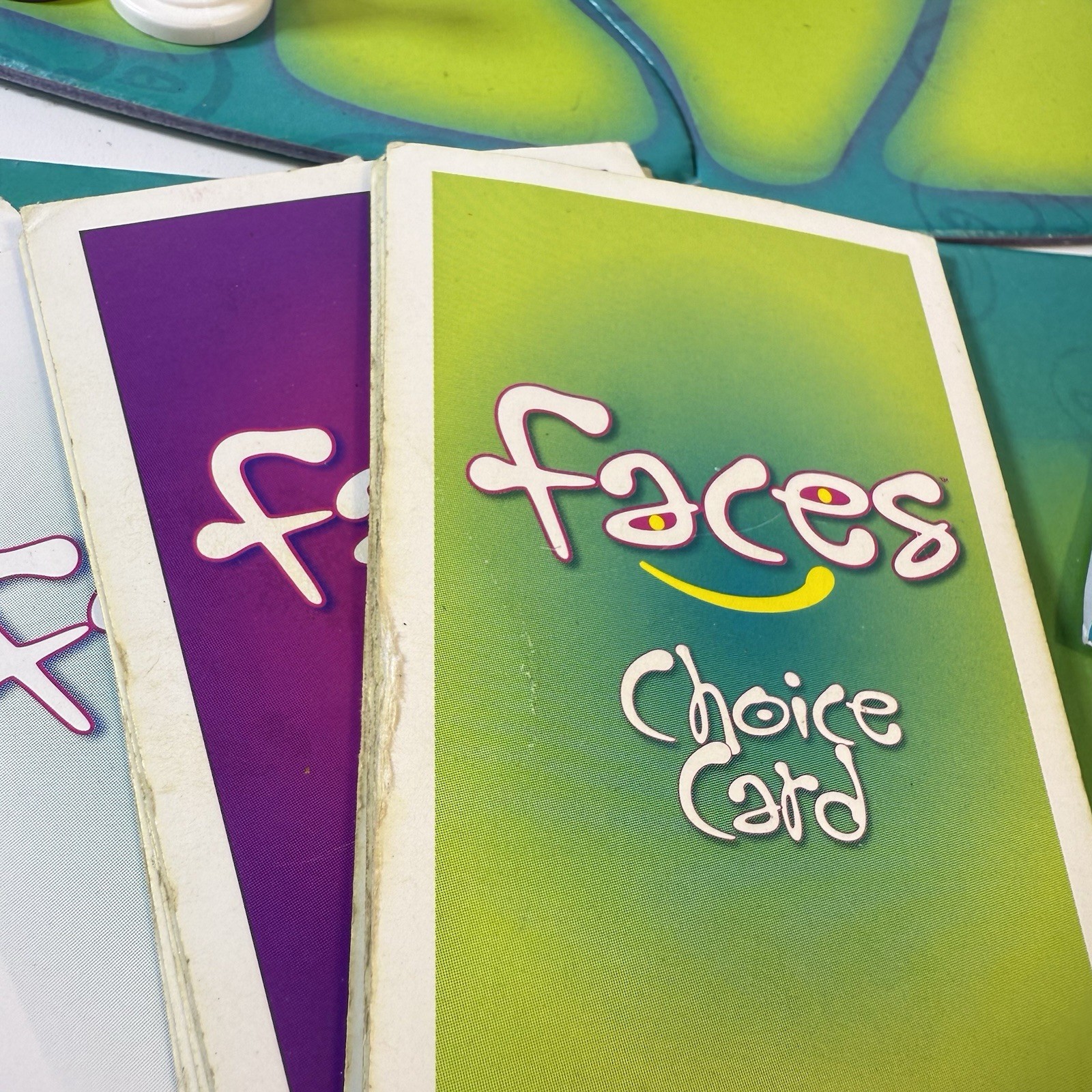 Faces Board Game of First Impressions – Buffalo Games 2005 COMPLETE (read desc)