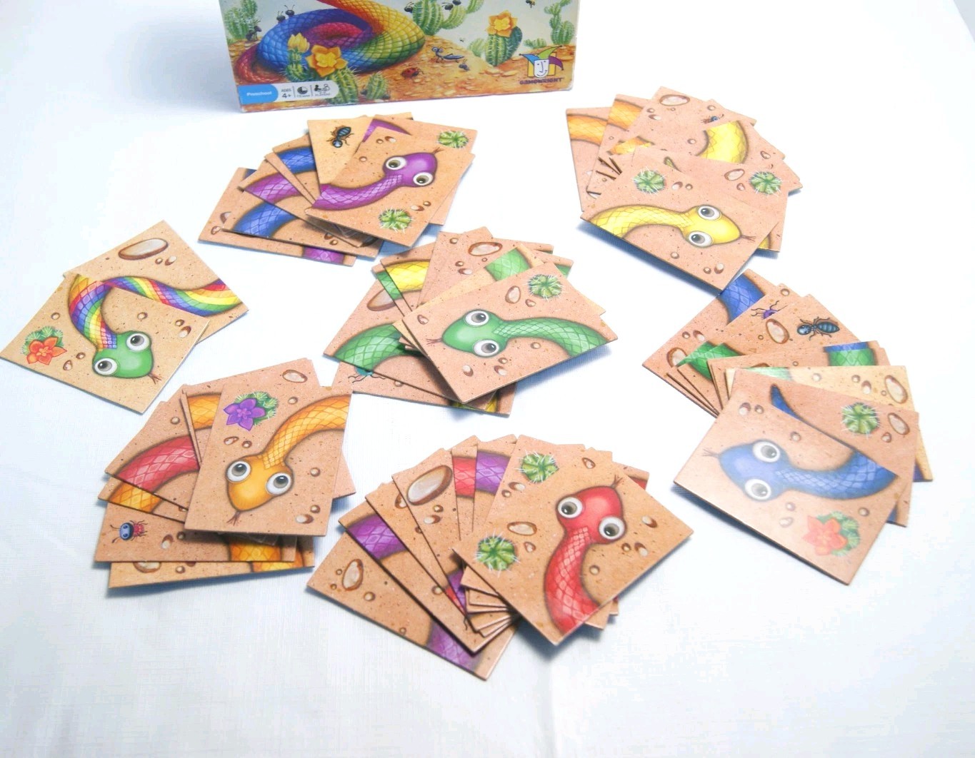 HISSS The Colorful Snake Making Tile Matching Game 2016 Gamewright Complete