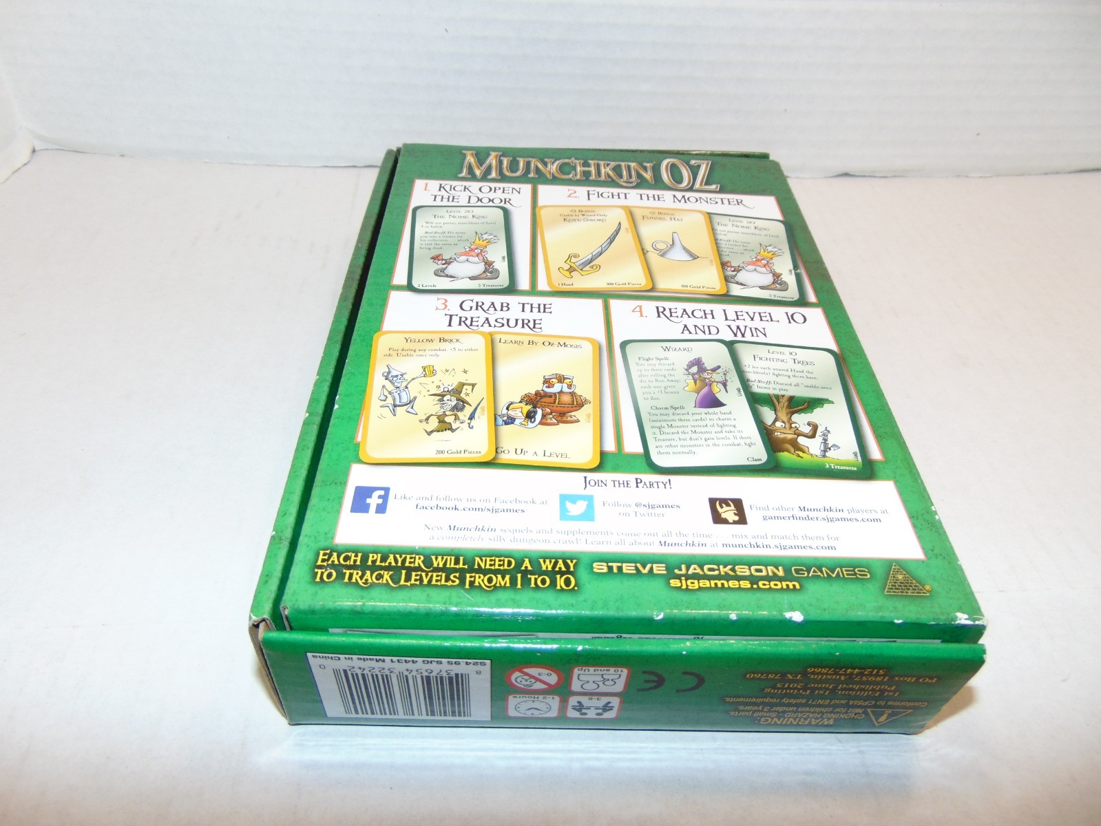 Munchkin Oz UNUSED COMPLETE Steve Jackson Games 2015 L Frank Baum Wizard of Oz