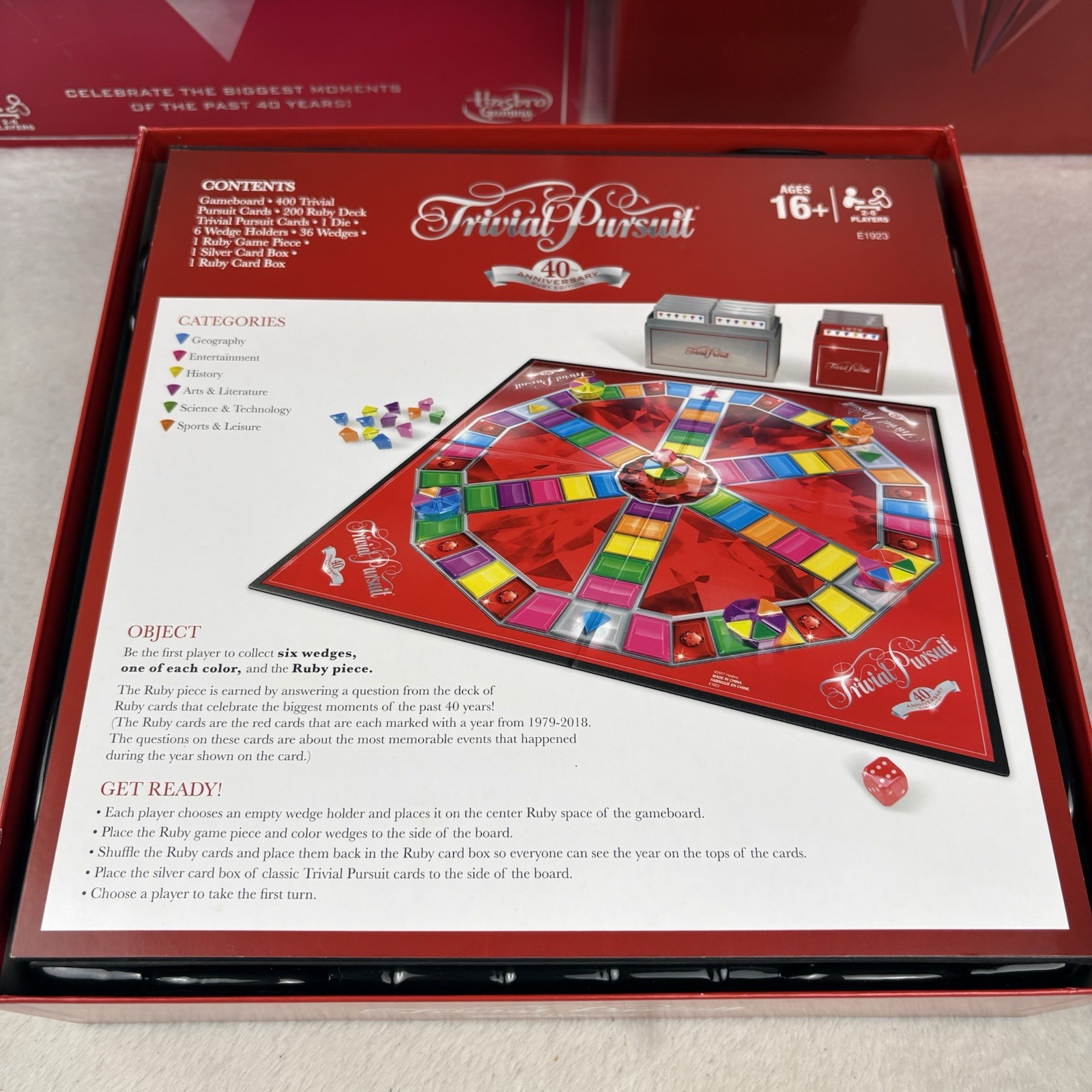100% COMPLETE! Trivial Pursuit 40th Anniversary Ruby Edition E1923 Board Game