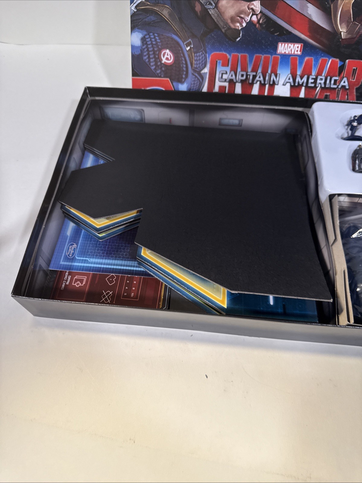 Risk Captain America Civil War Board Game Marvel Hasbro Avengers 2016