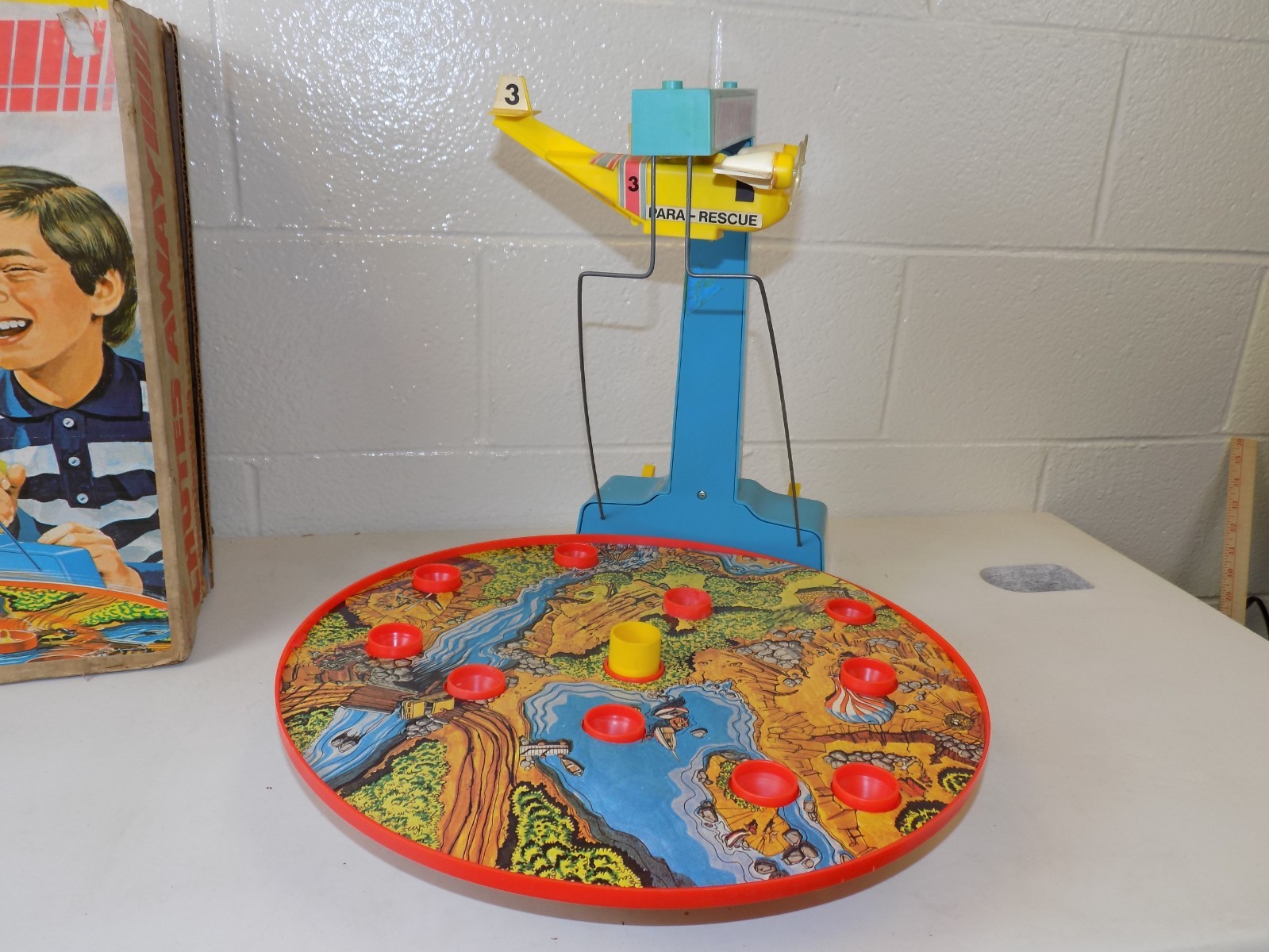 Vintage 1977 Chutes Away Air Rescue Target Game Gabriel Complete w/ Box