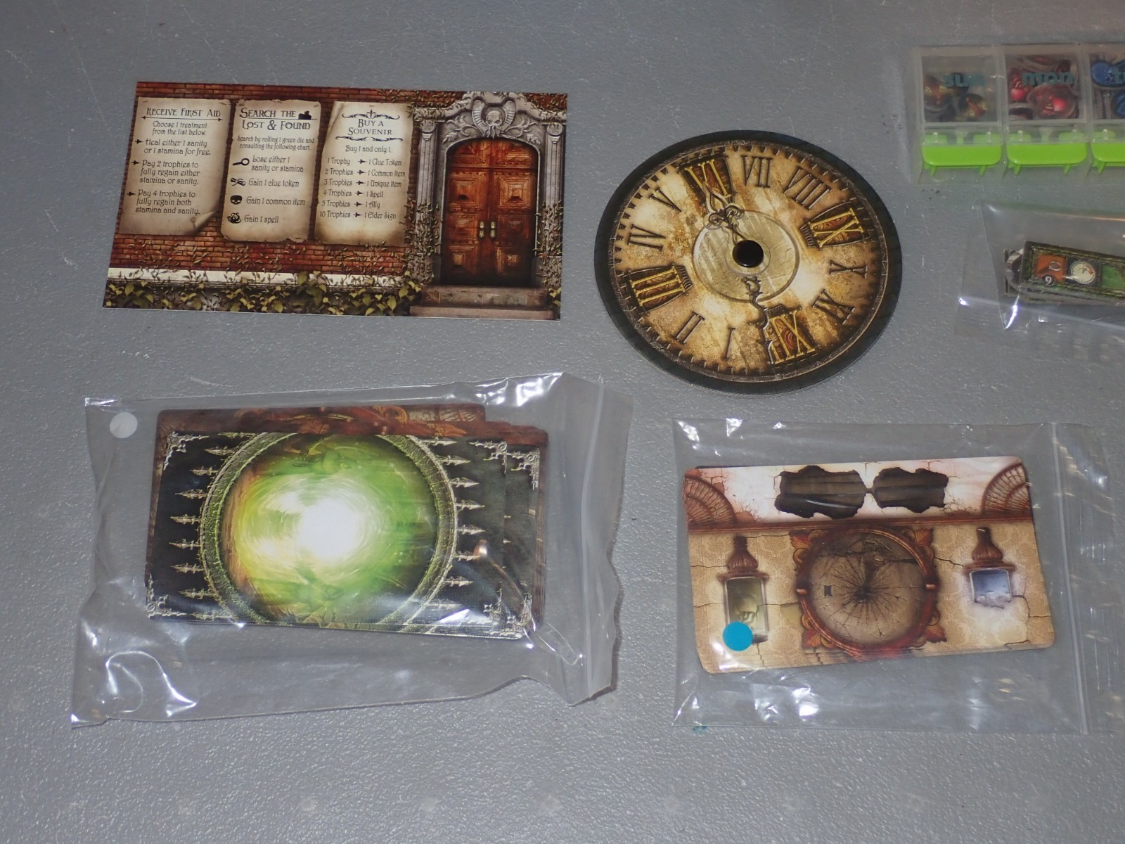 Arkham Horror The Card Game + Elder Sign Arkham Files