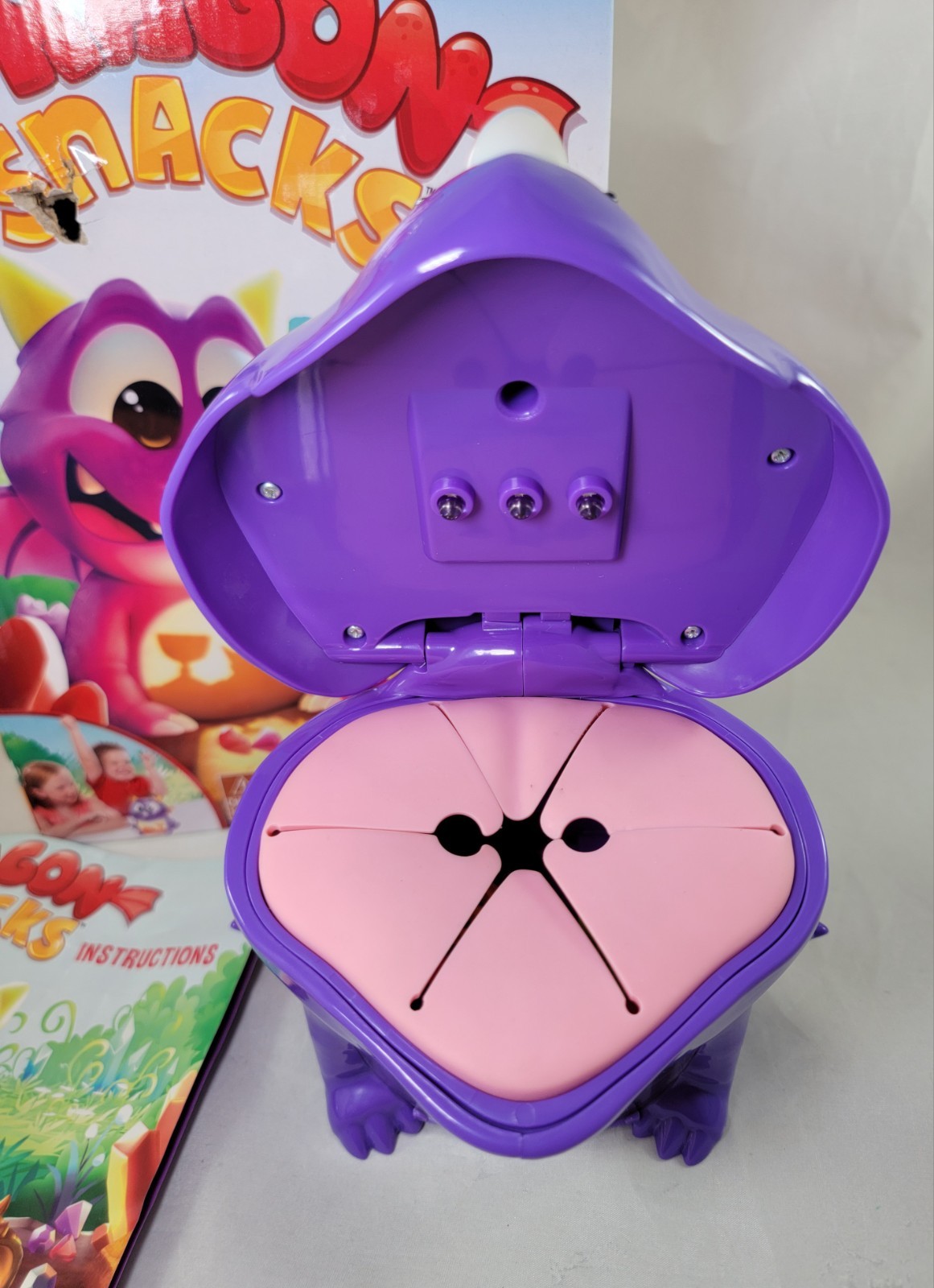Dragon Snacks Game Electronic Works Includes 12 Playing Pieces Missing Wings