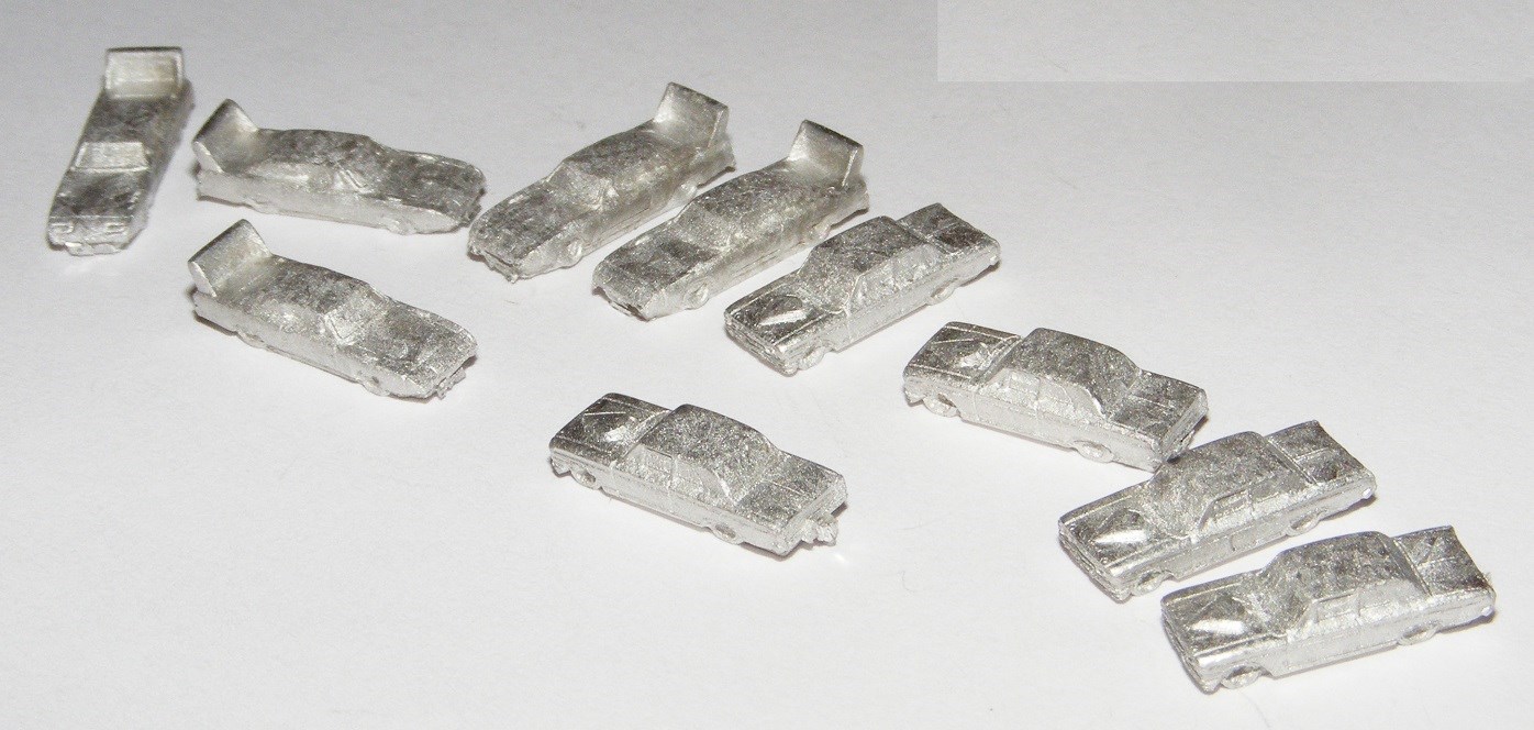 New ~ Formula De Classic Stock Cars ~ Set of 10 unpainted playing pieces ~