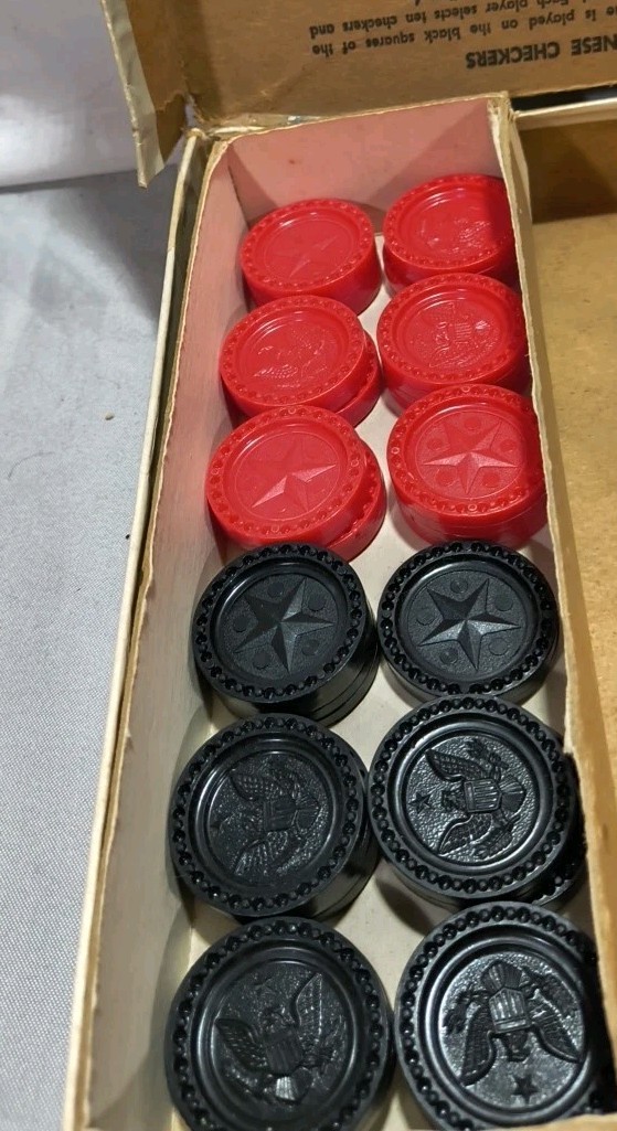 VTG Lot(3)Chessers (Cmplt)Checker Game Set (Cmplt)Checkers And 5 Games (See Pic)