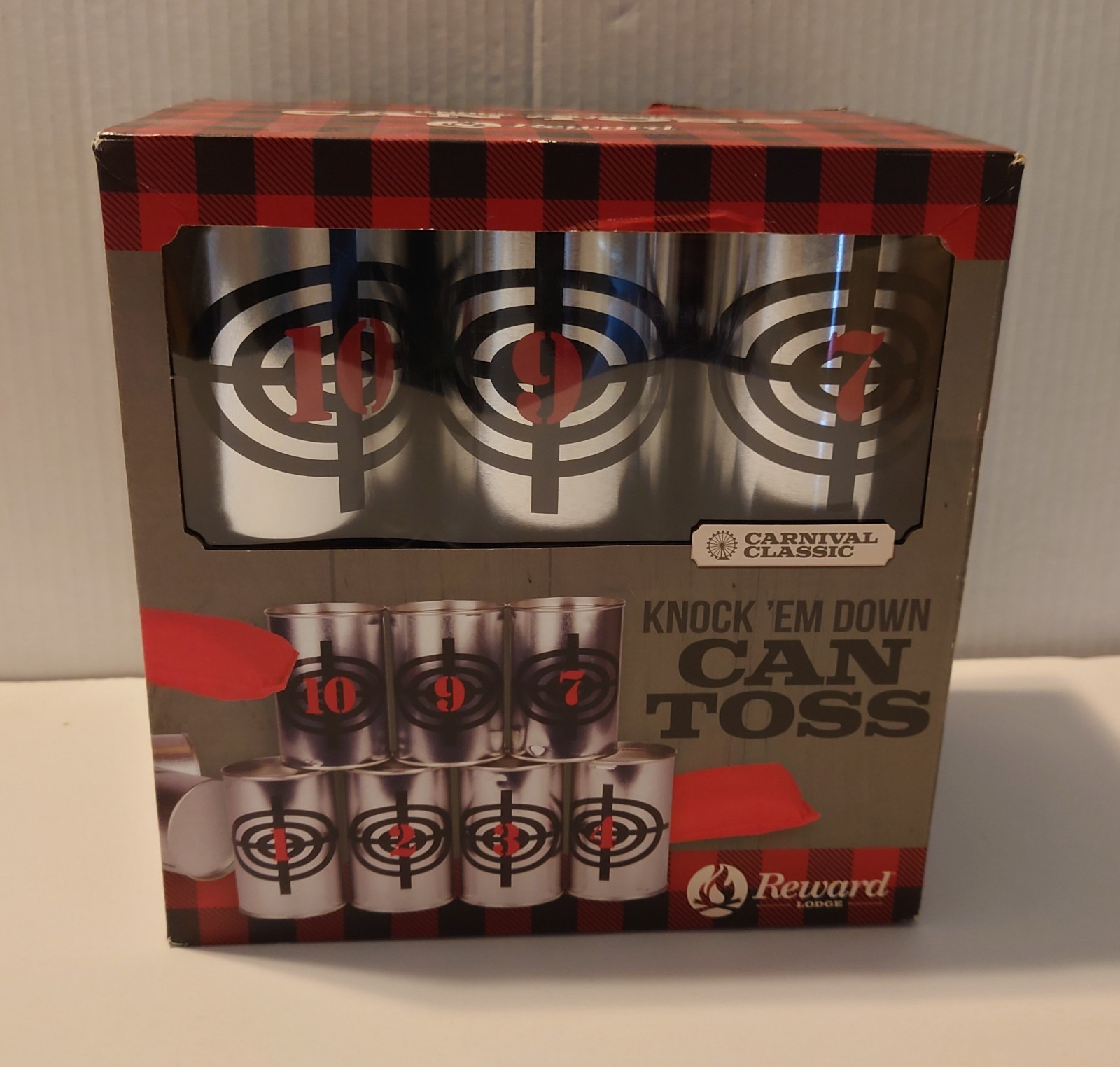 New in box Reward Lodge Knock em down can toss game carnival classic