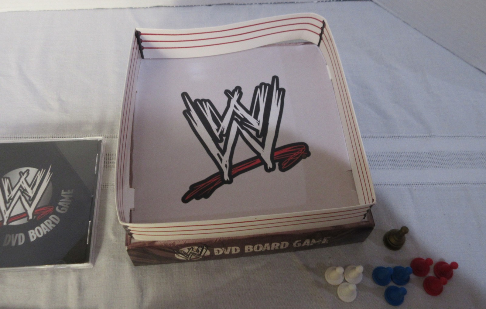 Rare 2005 World Wrestling Entertainment WWE Smack Down VS Raw DVD Board Game