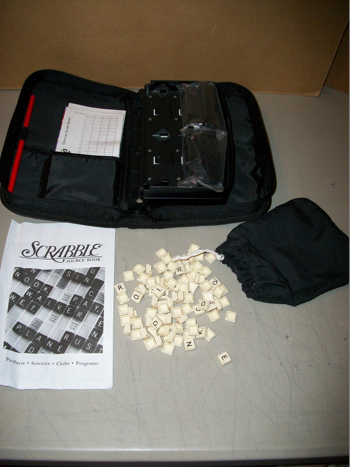 Scrabble Game Soft Zipper Carry Case Source Book Selchow & Righter