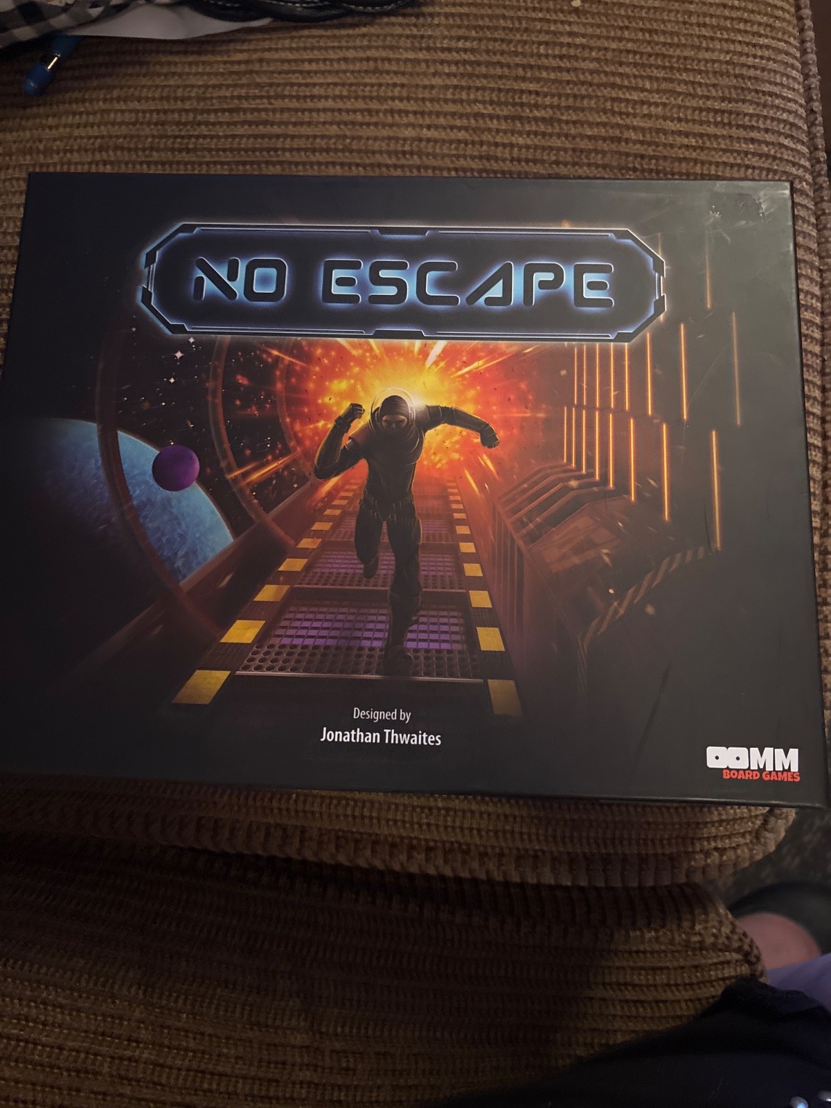 No Escape Board Game OOMM Jonathan Thwaites Strategy Maze Building