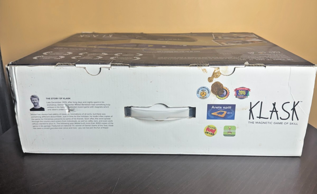 Klask Magnetic Skill Game Tabletop Board Game with Accessories & Box