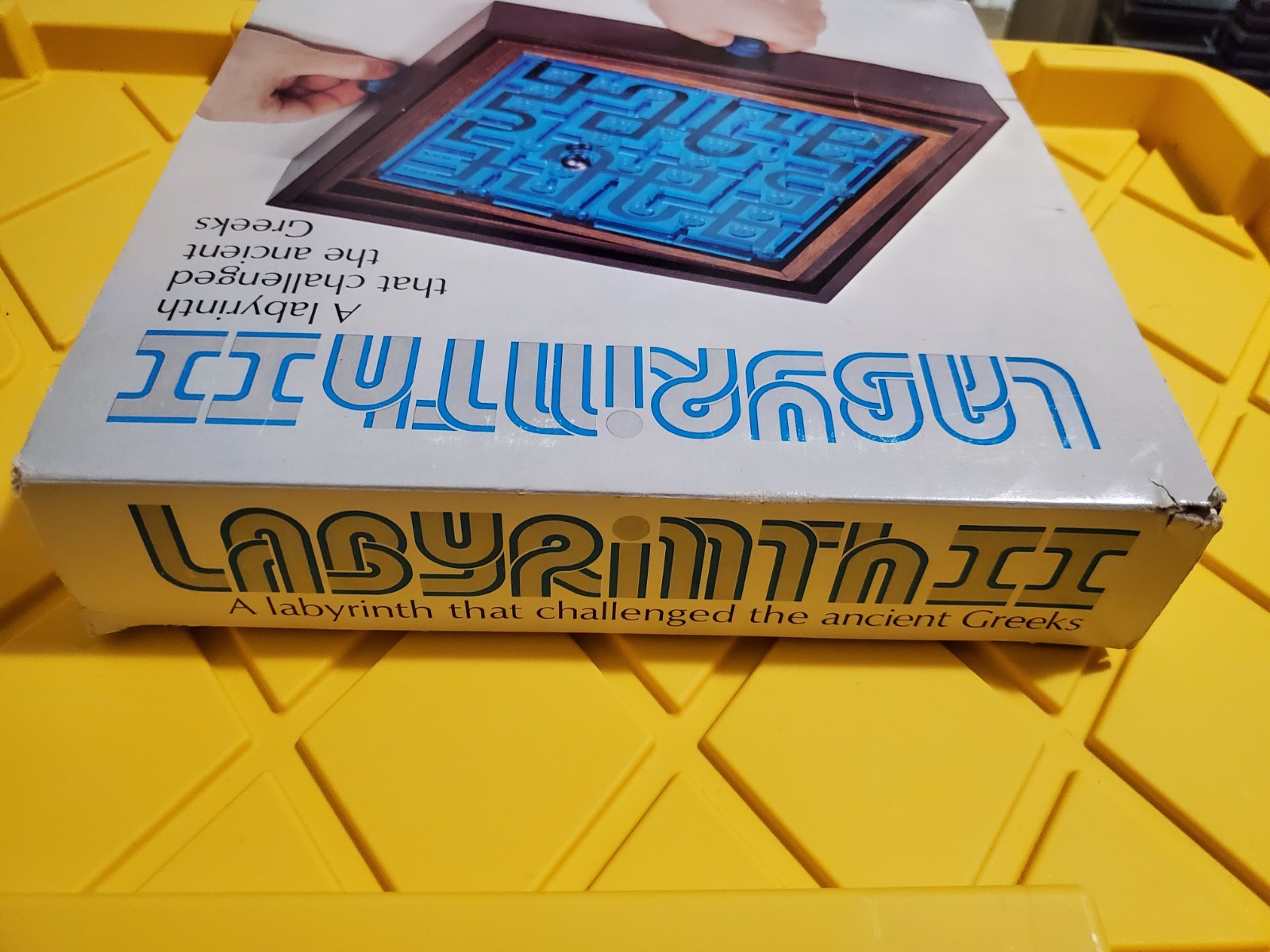 Rare old 1975 Marble Labyrinth II Wood Tilt Maze Knob Game from Mag-nif
