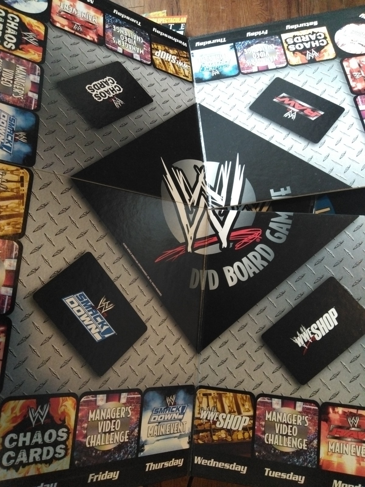 WWE DVD Board Game 2-8 Players Raw SmackDown 2005