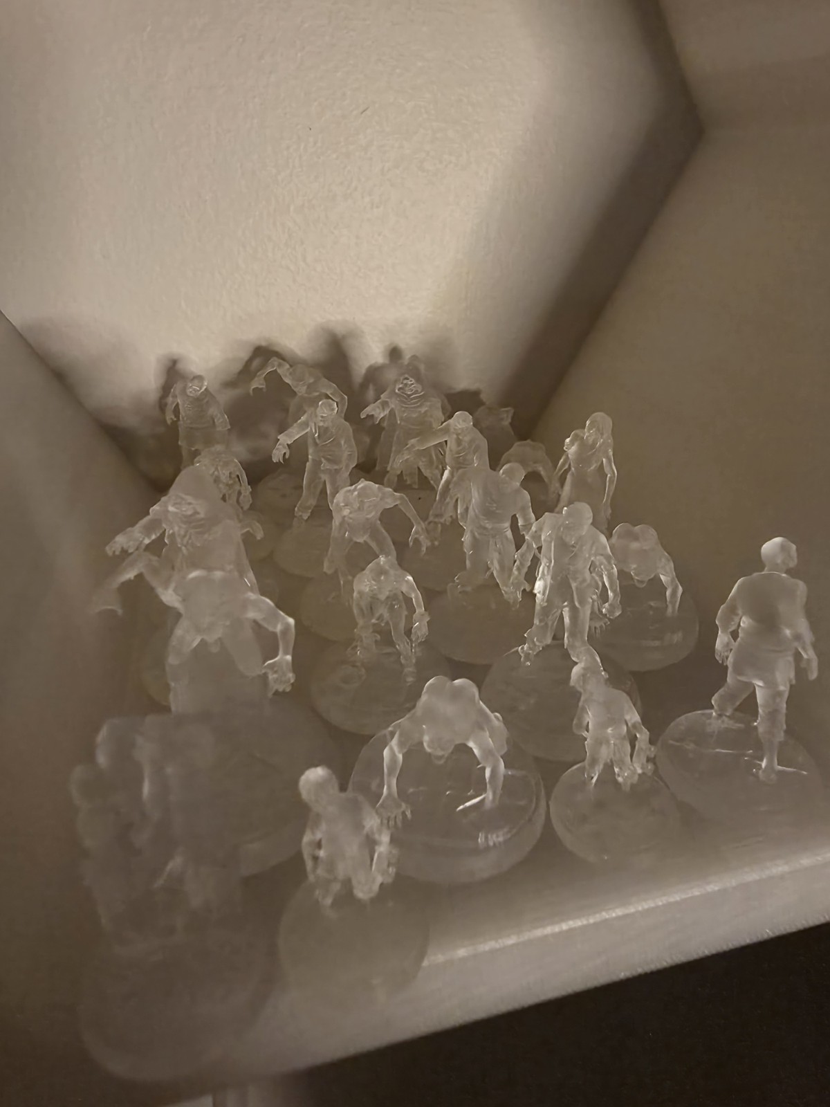 Dungeons & Dragons Clear SLA Miniatures Lot. X20 Ghouls And Zombies