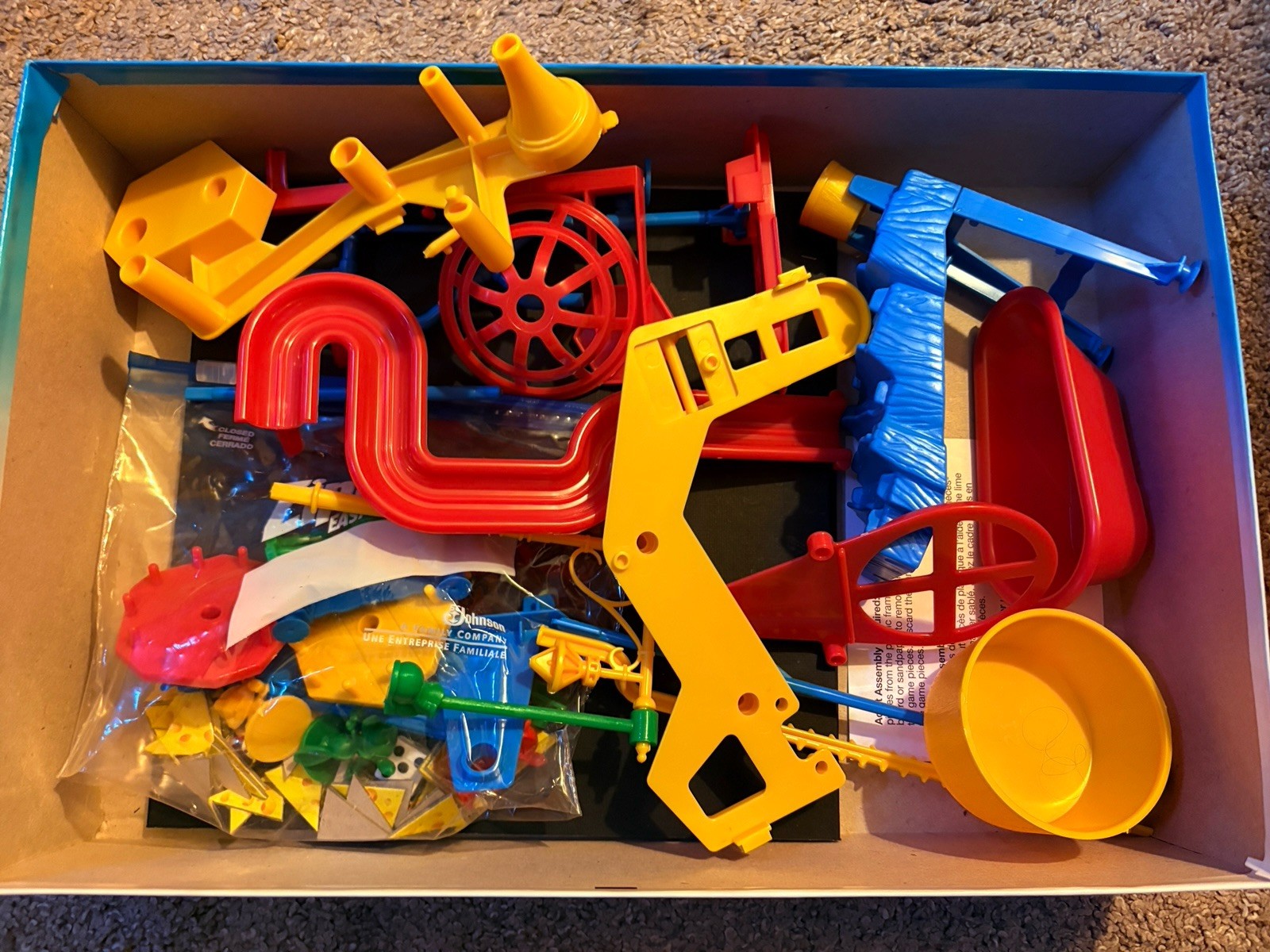 2005 Mouse Trap Game by Milton Bradley Complete