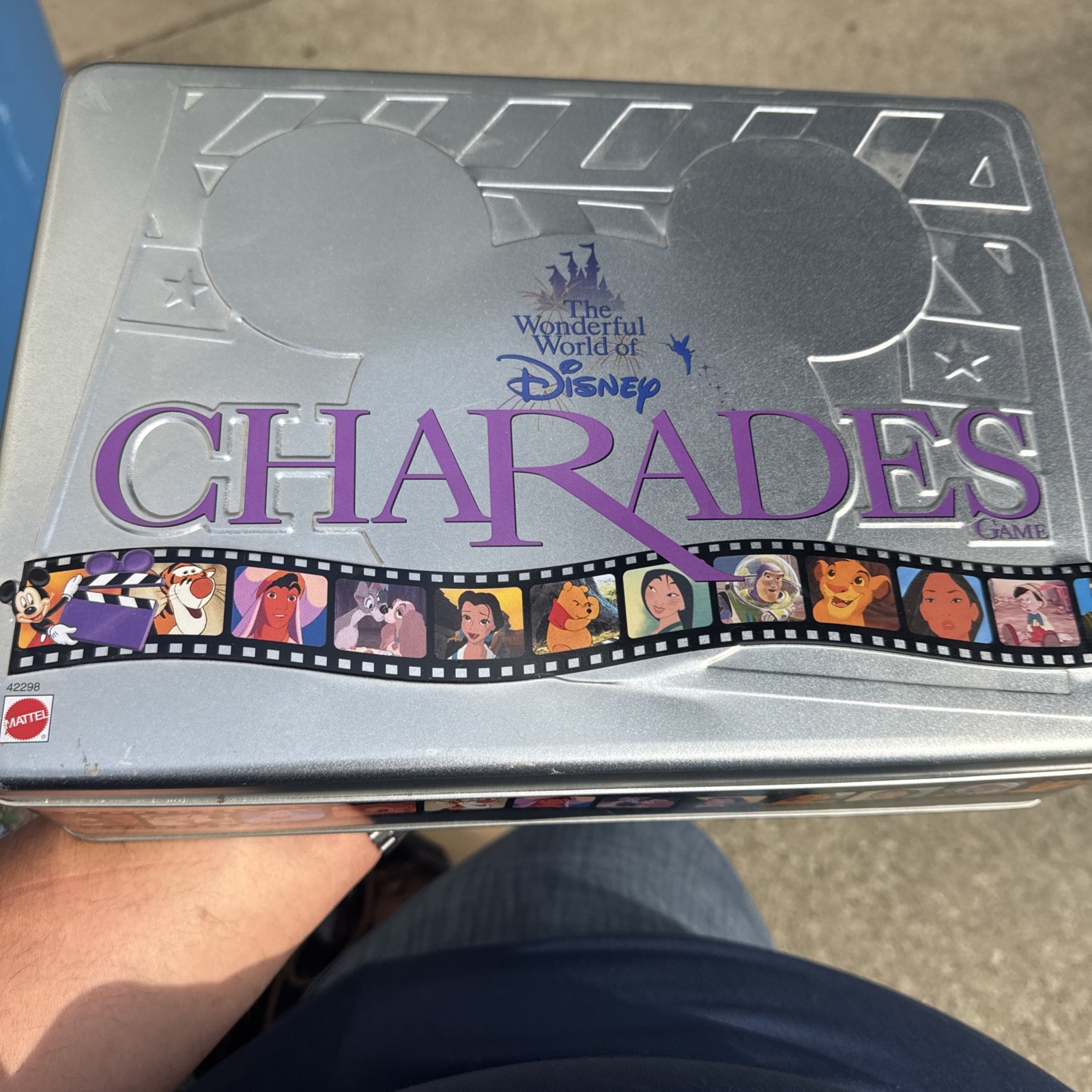 VINTAGE The Wonderful World of Disney Charades Game COMPLETE 1999 Tin